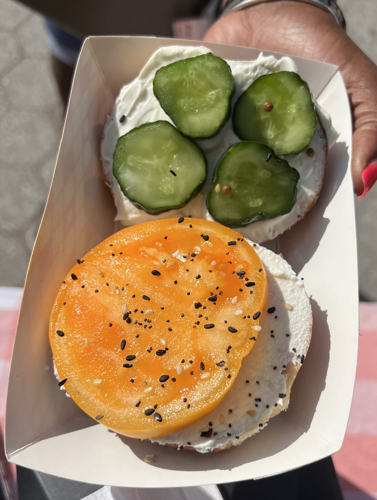 tomato_bagel.png
