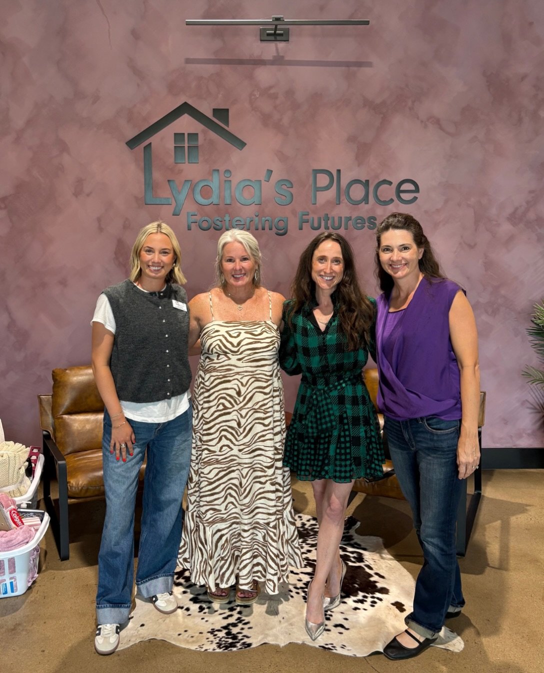 In Partnership with the Austin Hooper Foundation, Artem Vale is bringing UnVALEd Minds back to Atlanta! 🌿

Connecting foster youth aging out of the system with the resources, community and tools they need to succeed is what October 27 is all about. 