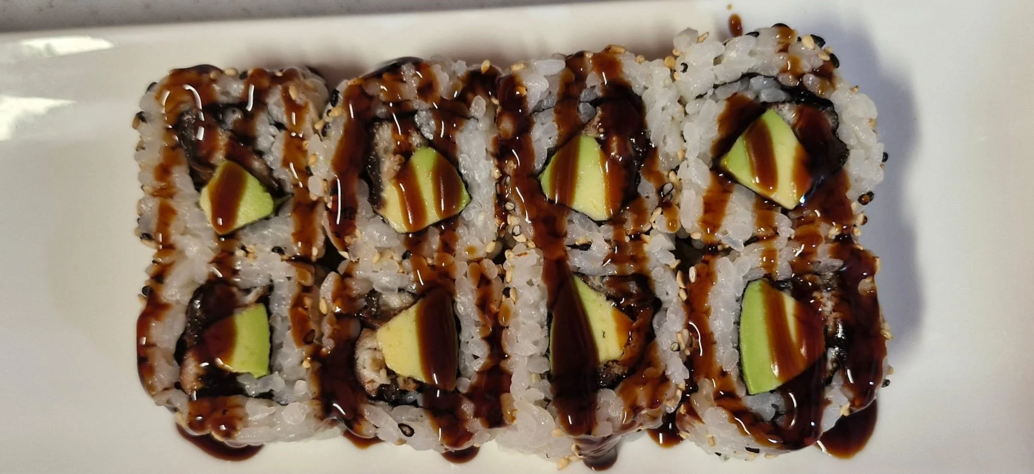 California anguille avocat