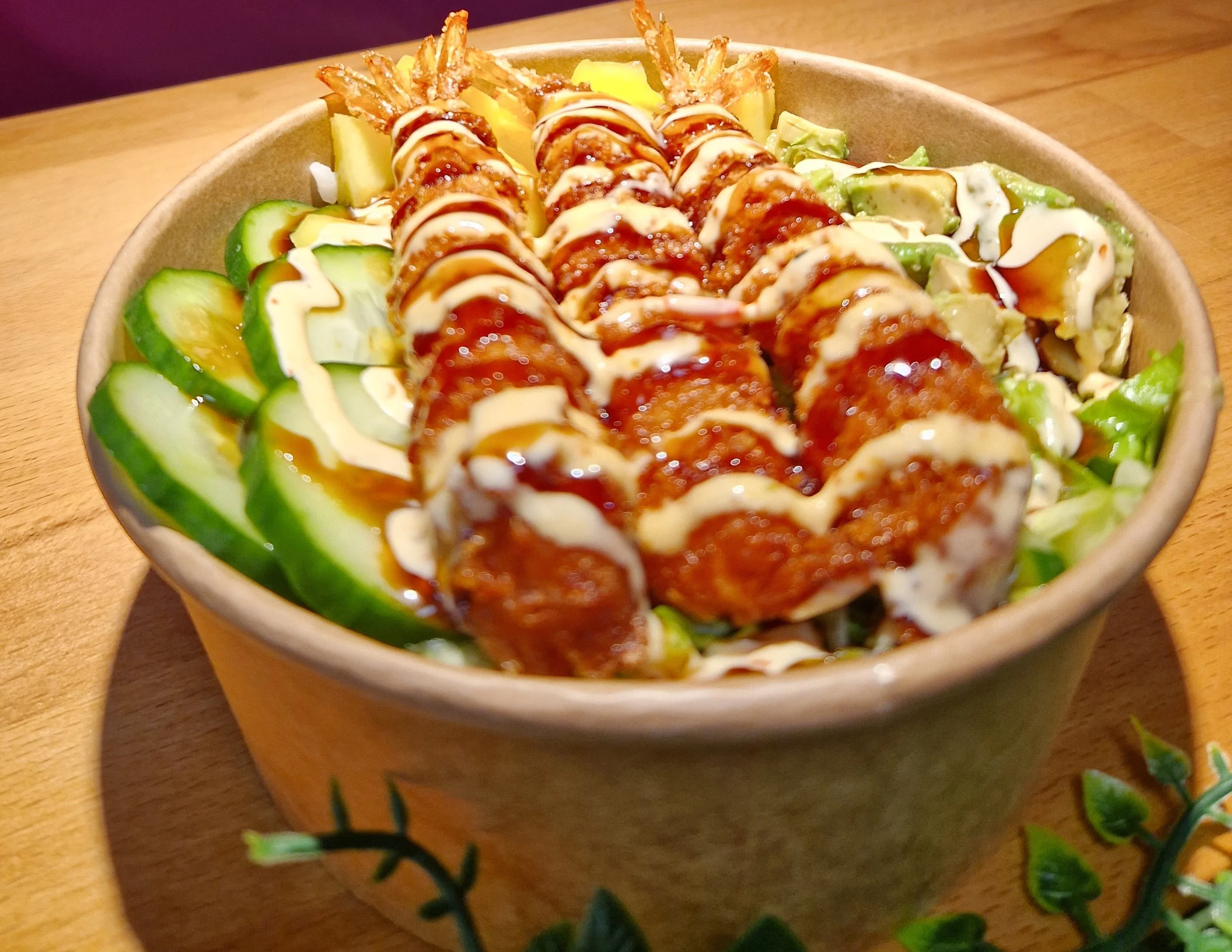 Poké crevette tempura