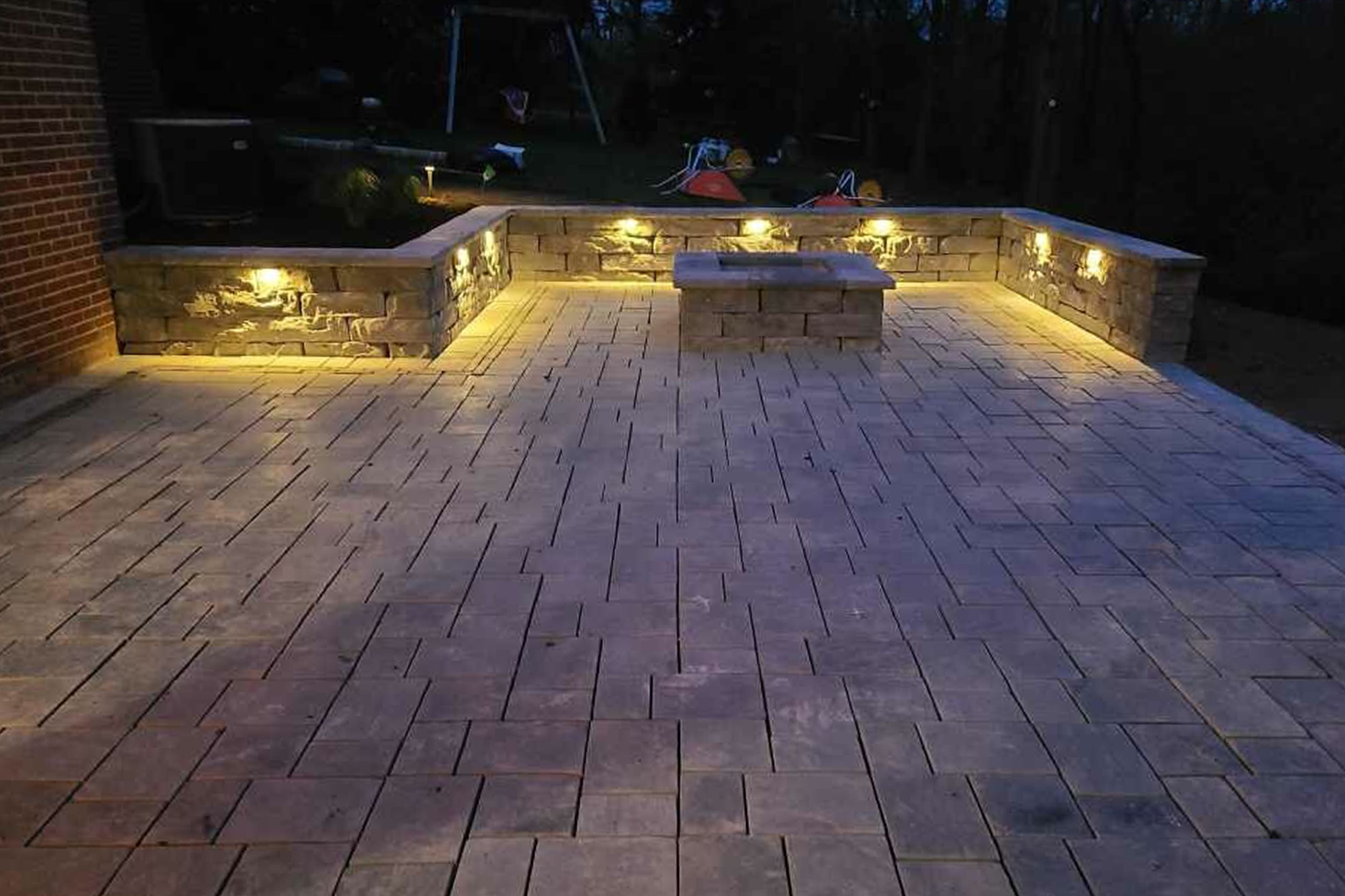 exterior-lighting-8.jpg