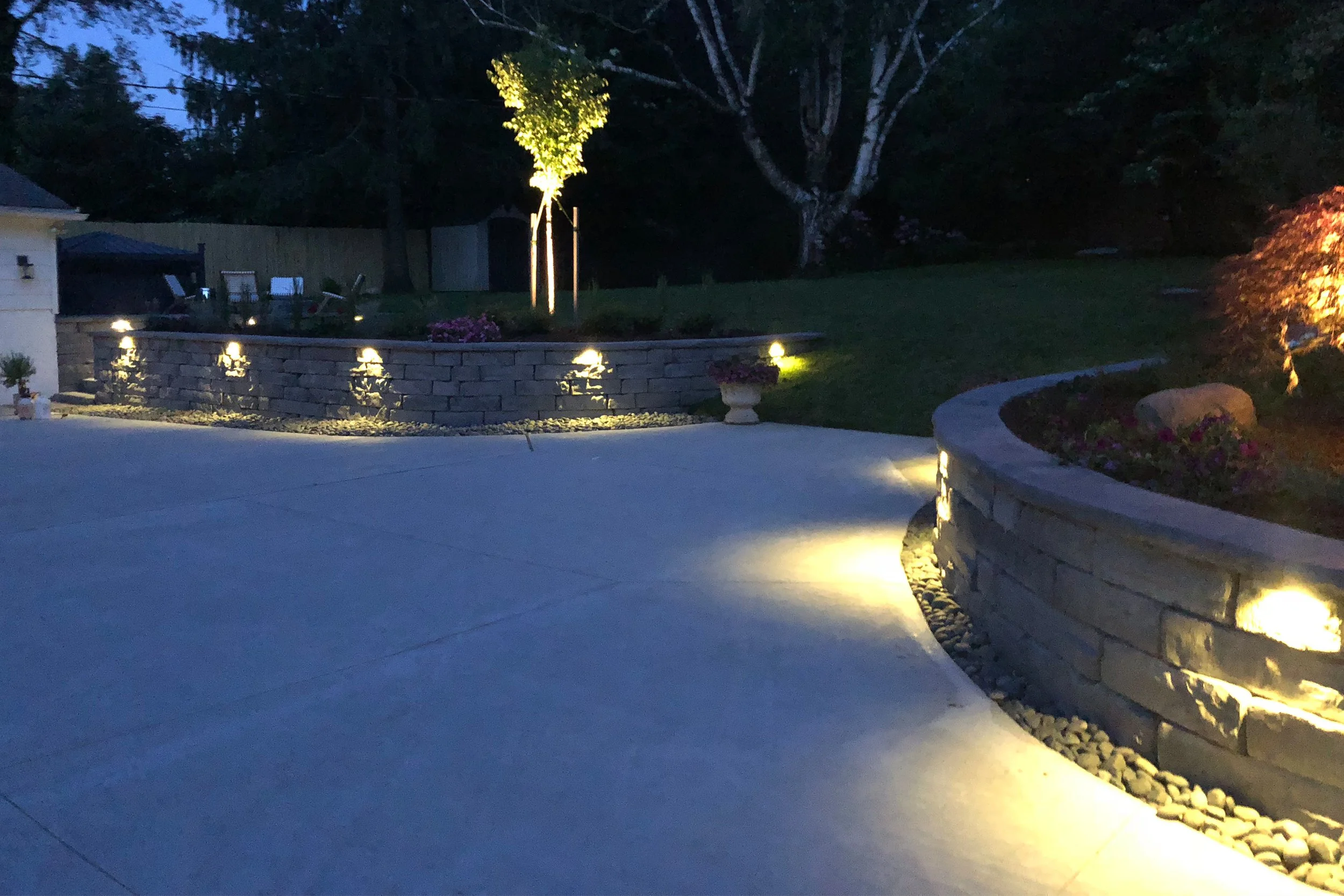 exterior-lighting-7.jpg