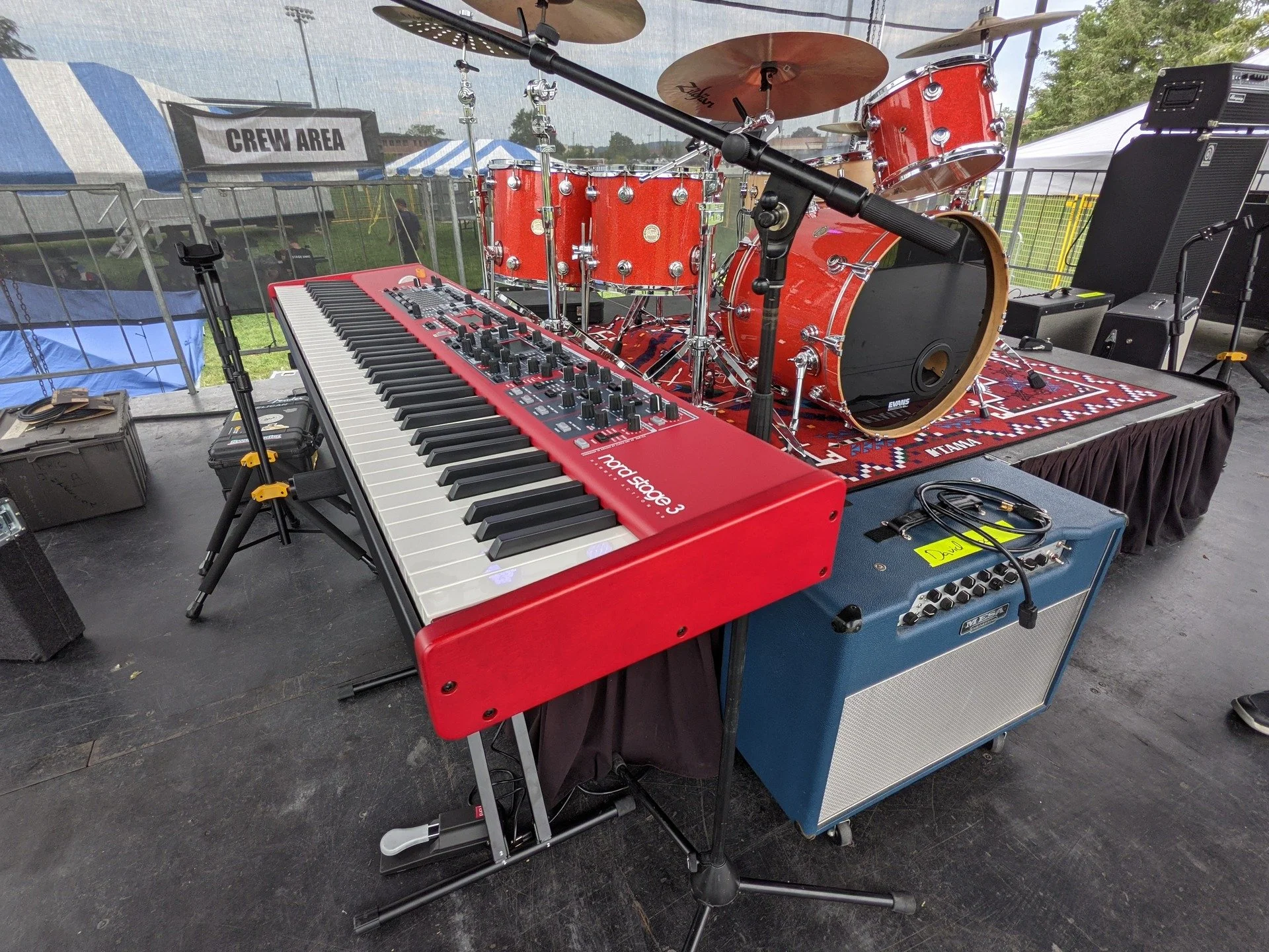 Professional backline. Stage ready. Showtime next. 🎛️🎤

#BacklineReady #ConcertPrep #StageSetup #LiveMusic #Soundcheck #ProductionLife #ShowDay #RockAndRoll
