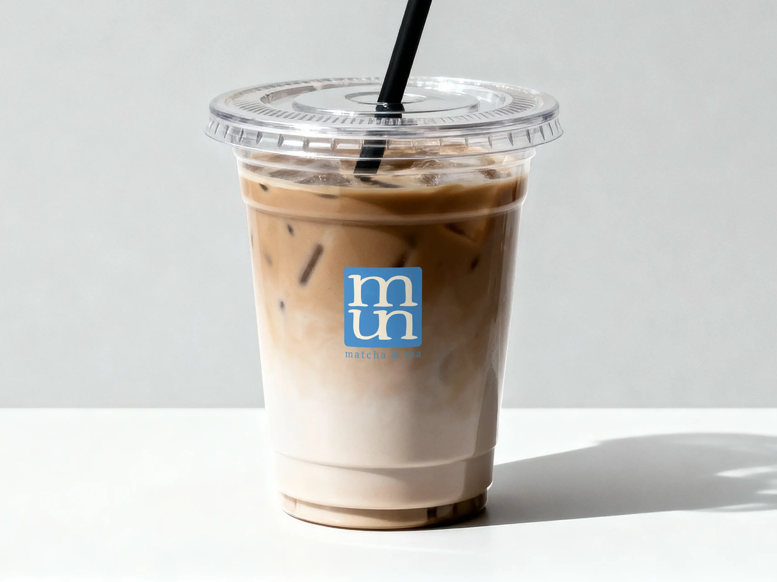 Tsubouchi_Arisa_Iced drink cup.webp