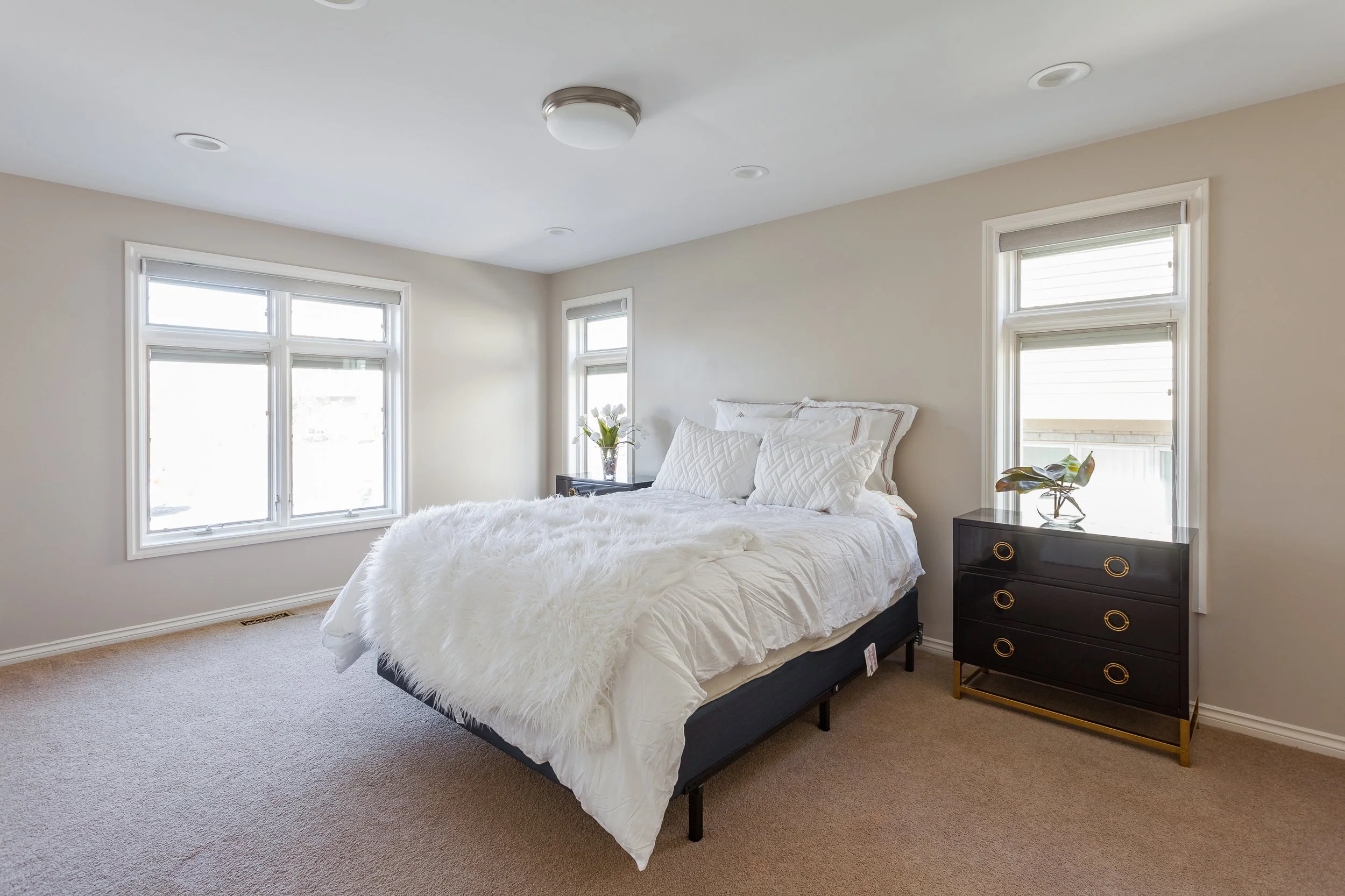 Bedroom Cass house.jpg