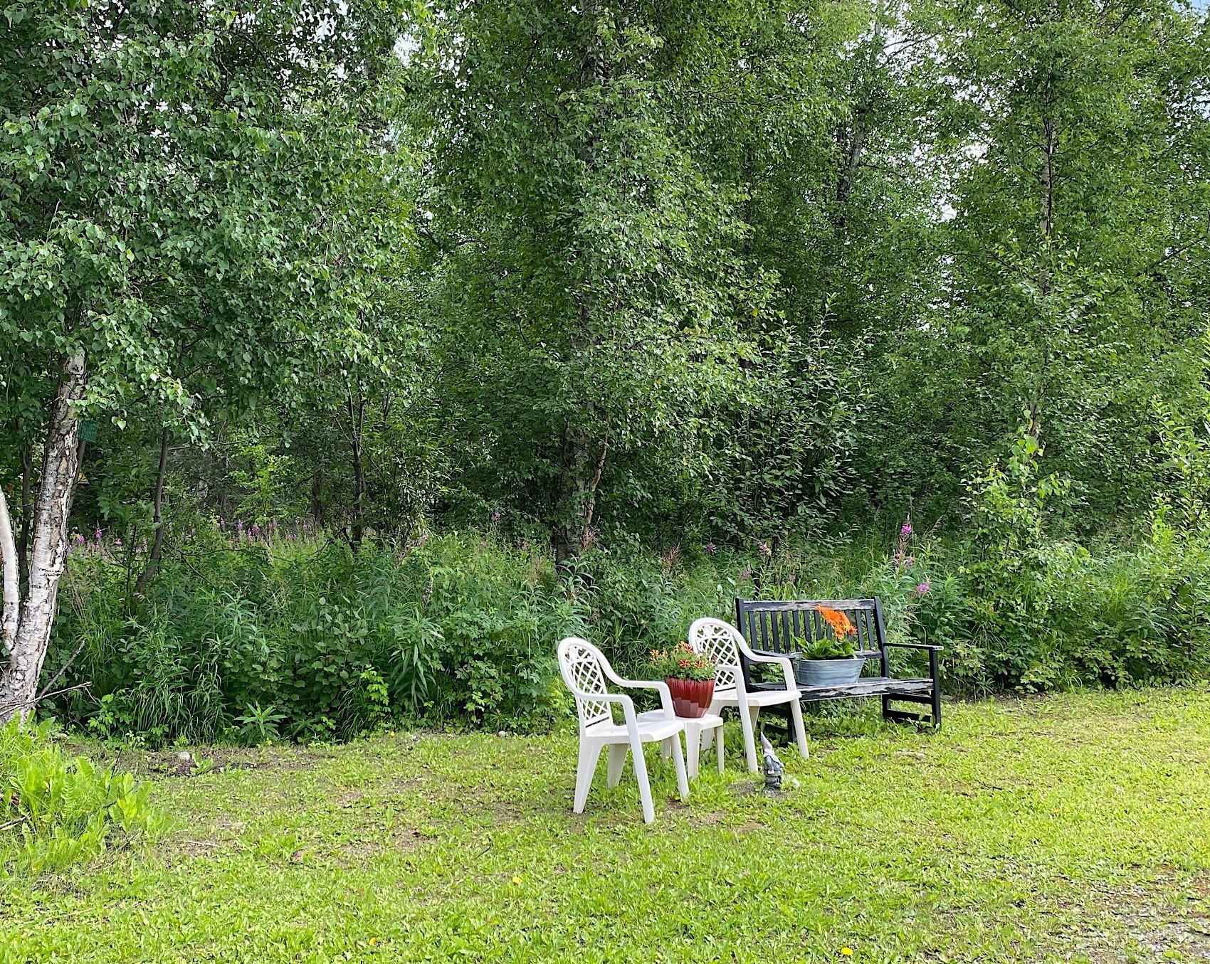 wasilla alaska backyard with lawn furniture