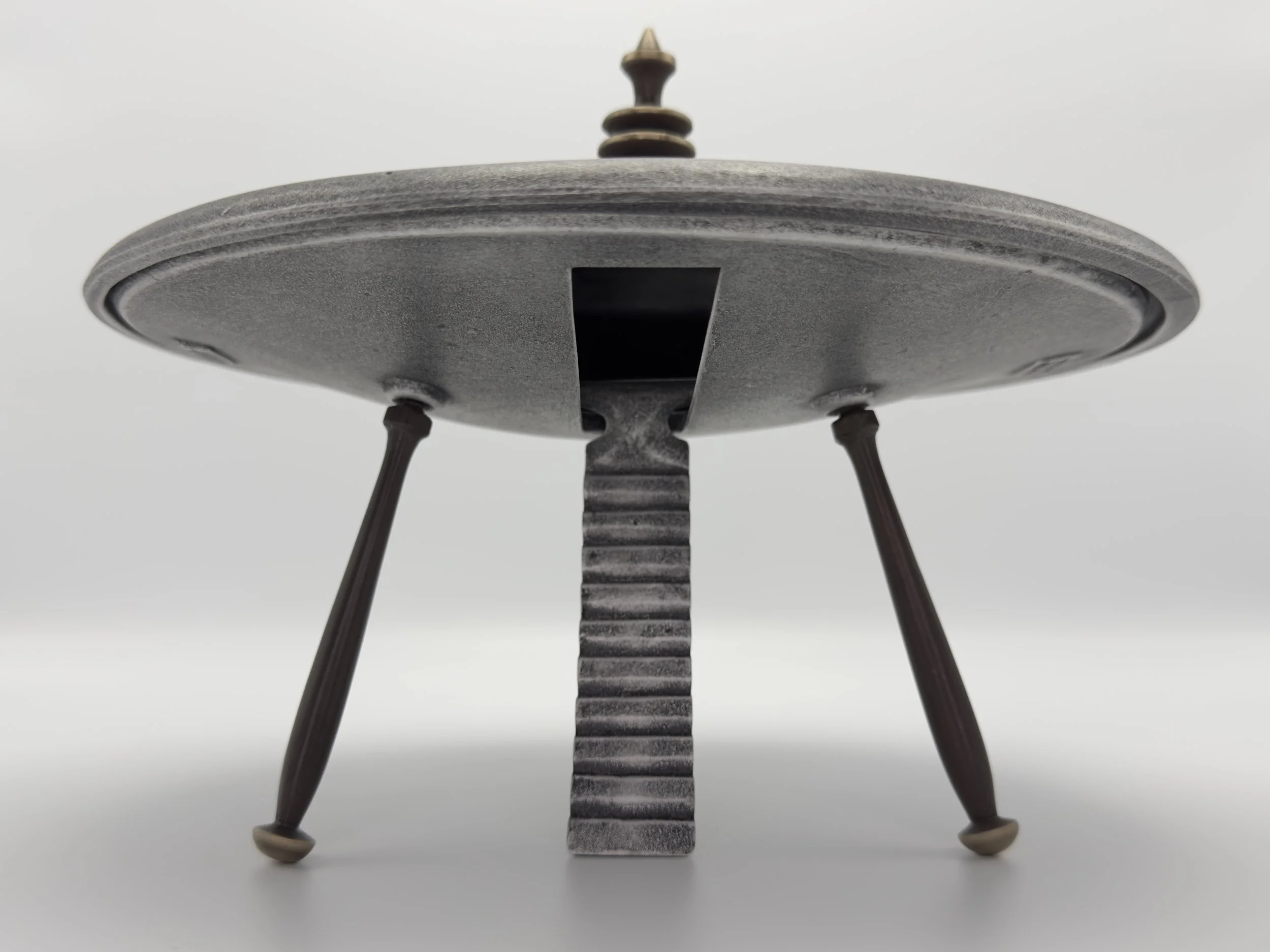 Bronze Flying Saucer & Alien Family, 2010
