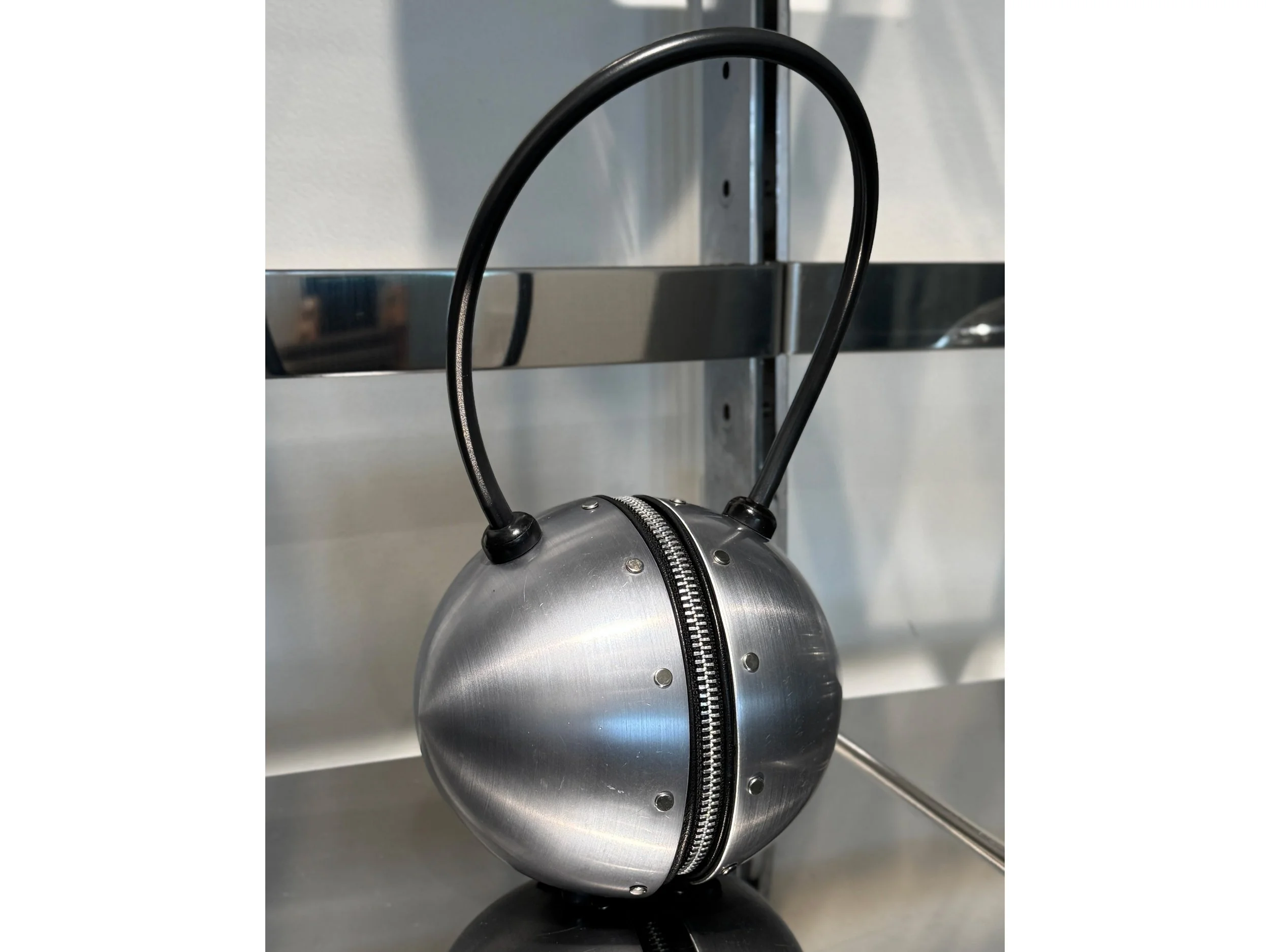 Stevens_HemisphereBag_Side01.jpg