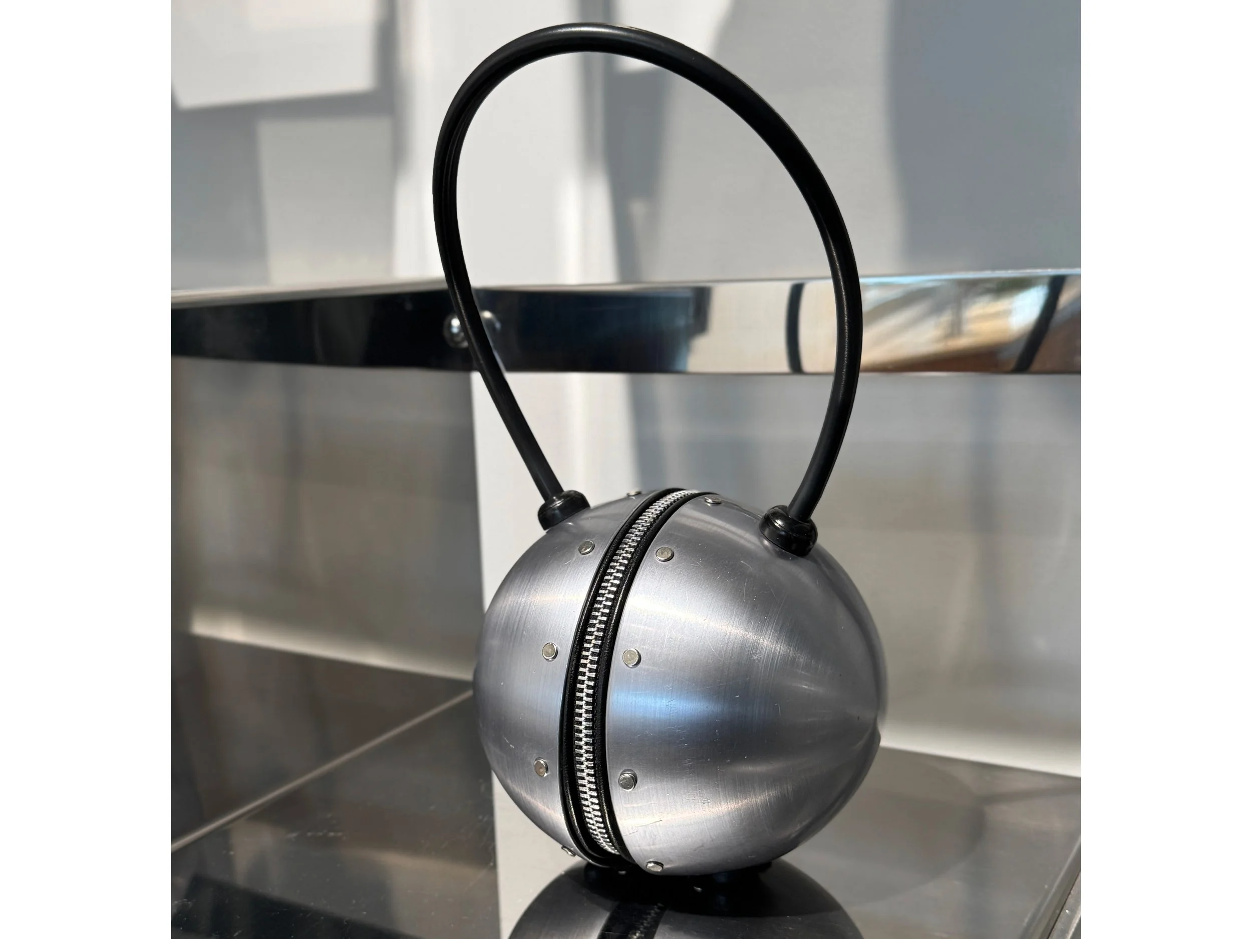 Stevens_HemisphereBag_Side05.jpg