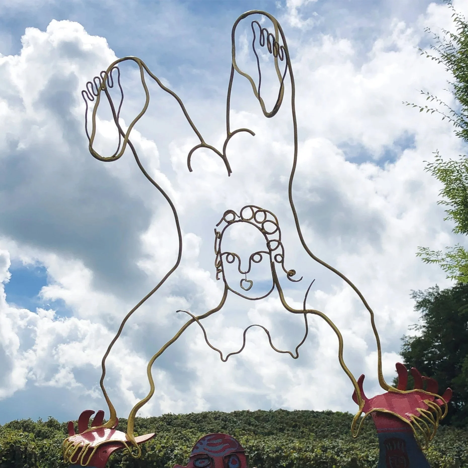 GardenSculpture_Strongman%26Acrobat_02.jpg