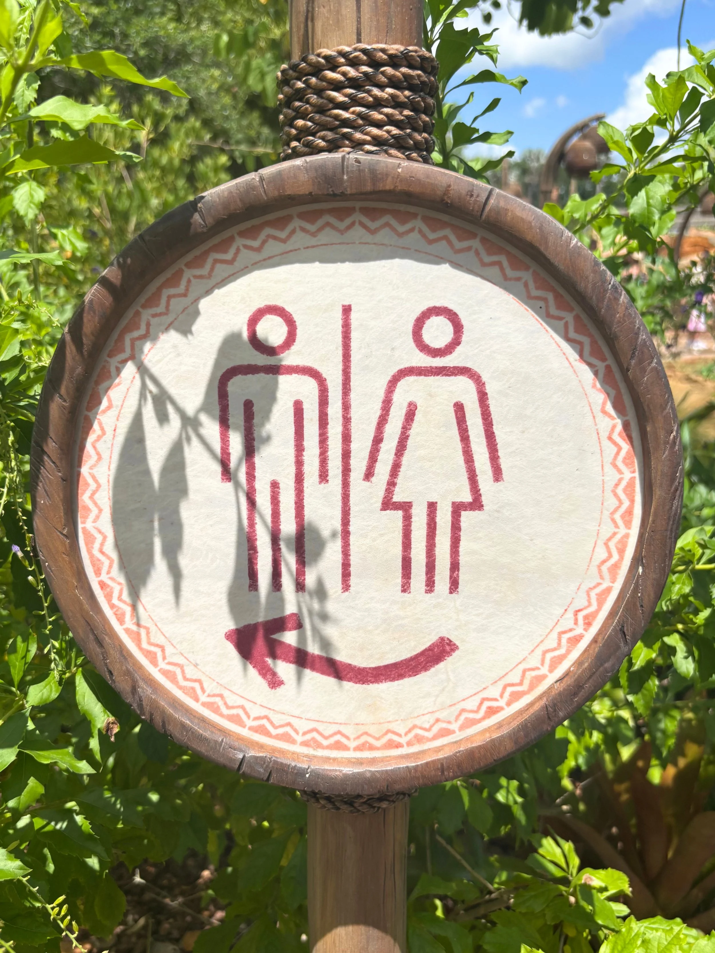moana circle sign.jpg