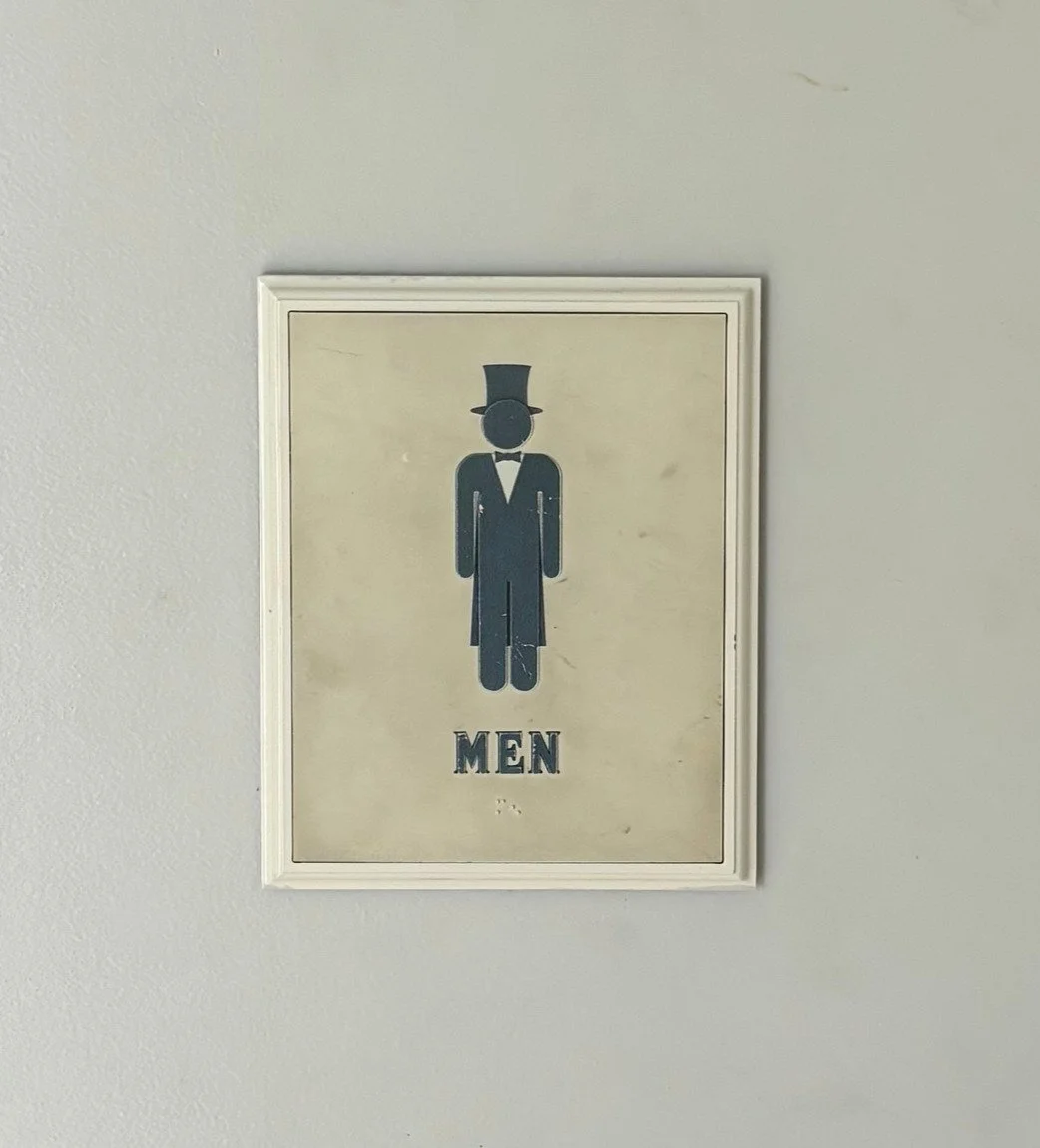 gf summerhouse men sign.jpg