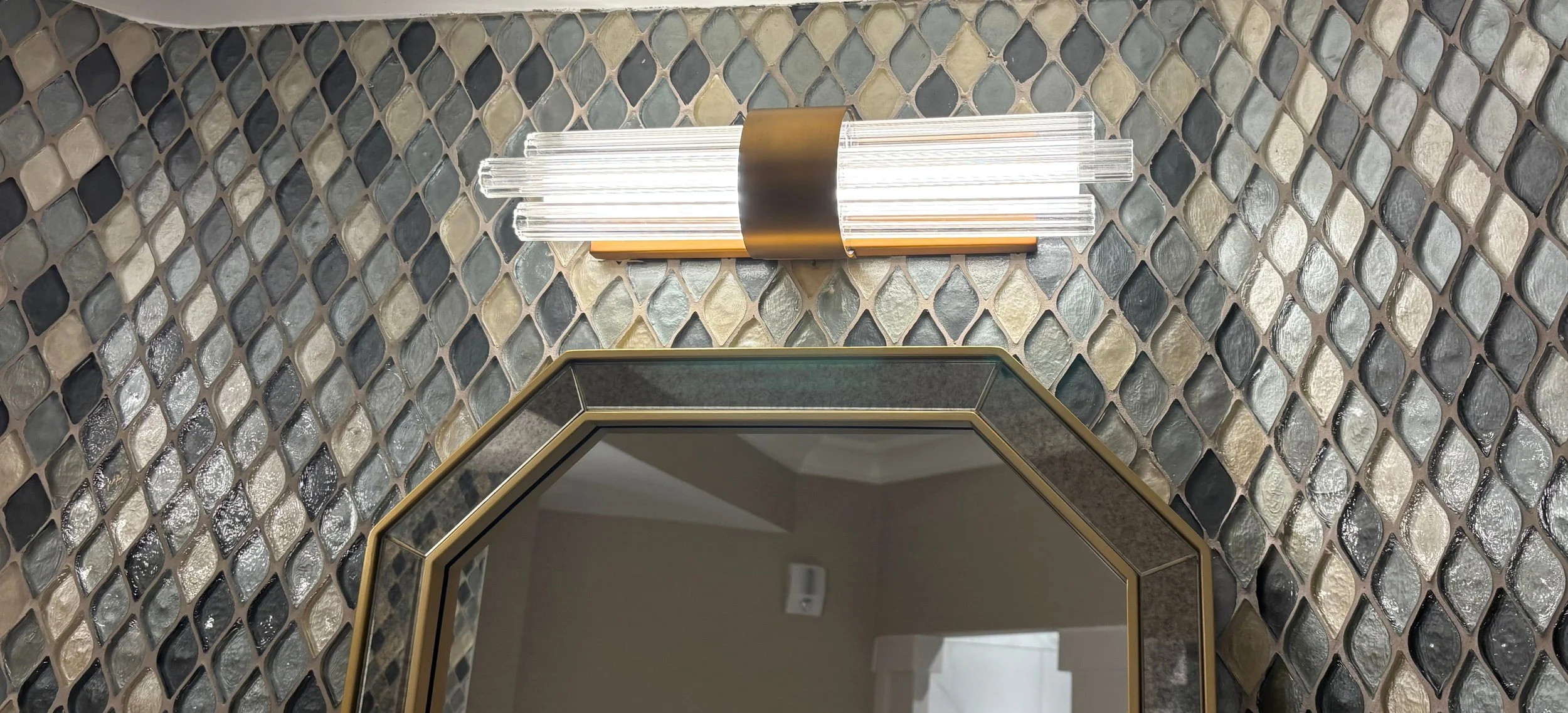 gf lobby mirror.jpg