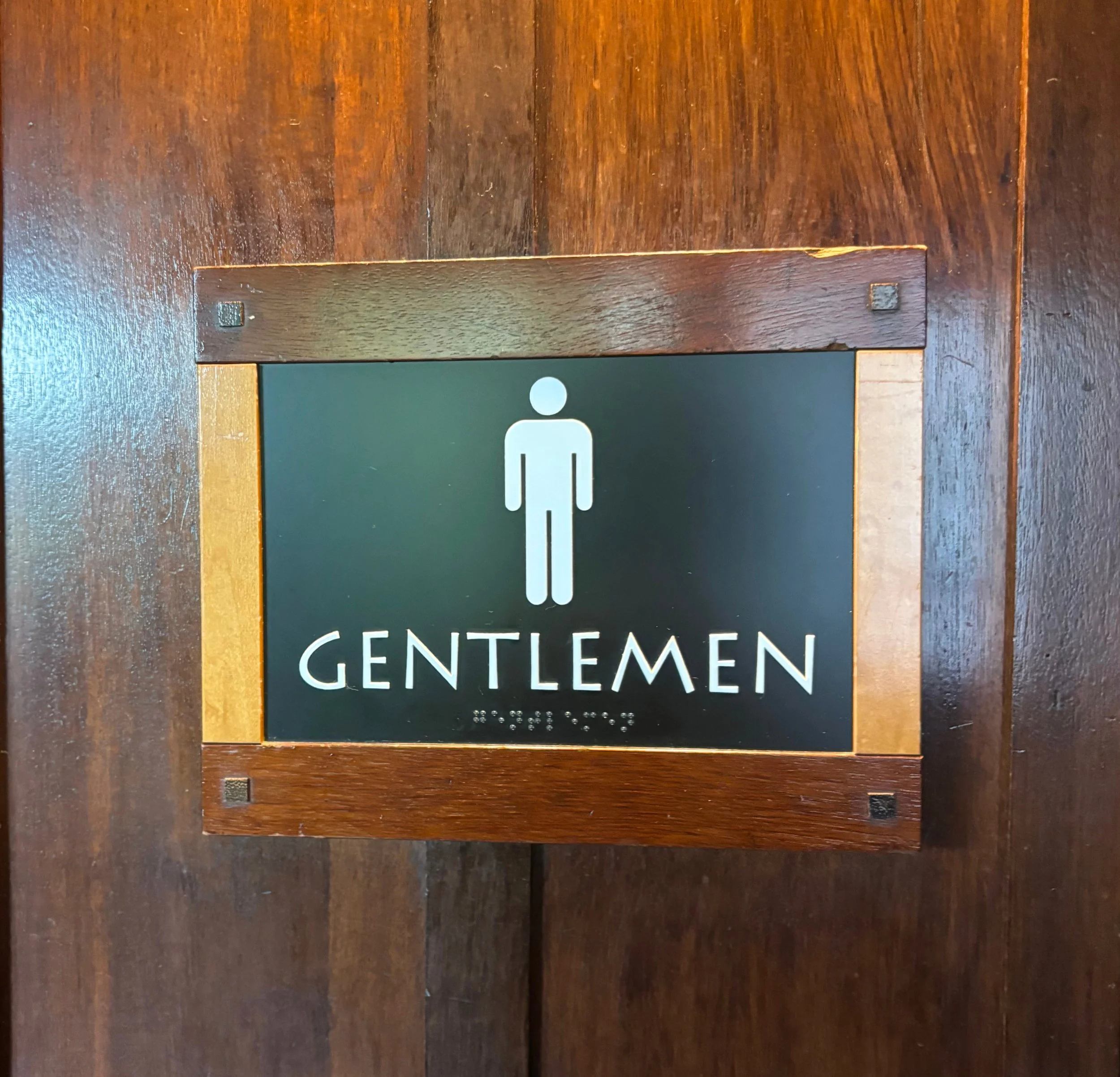 wild roar men sign.jpg