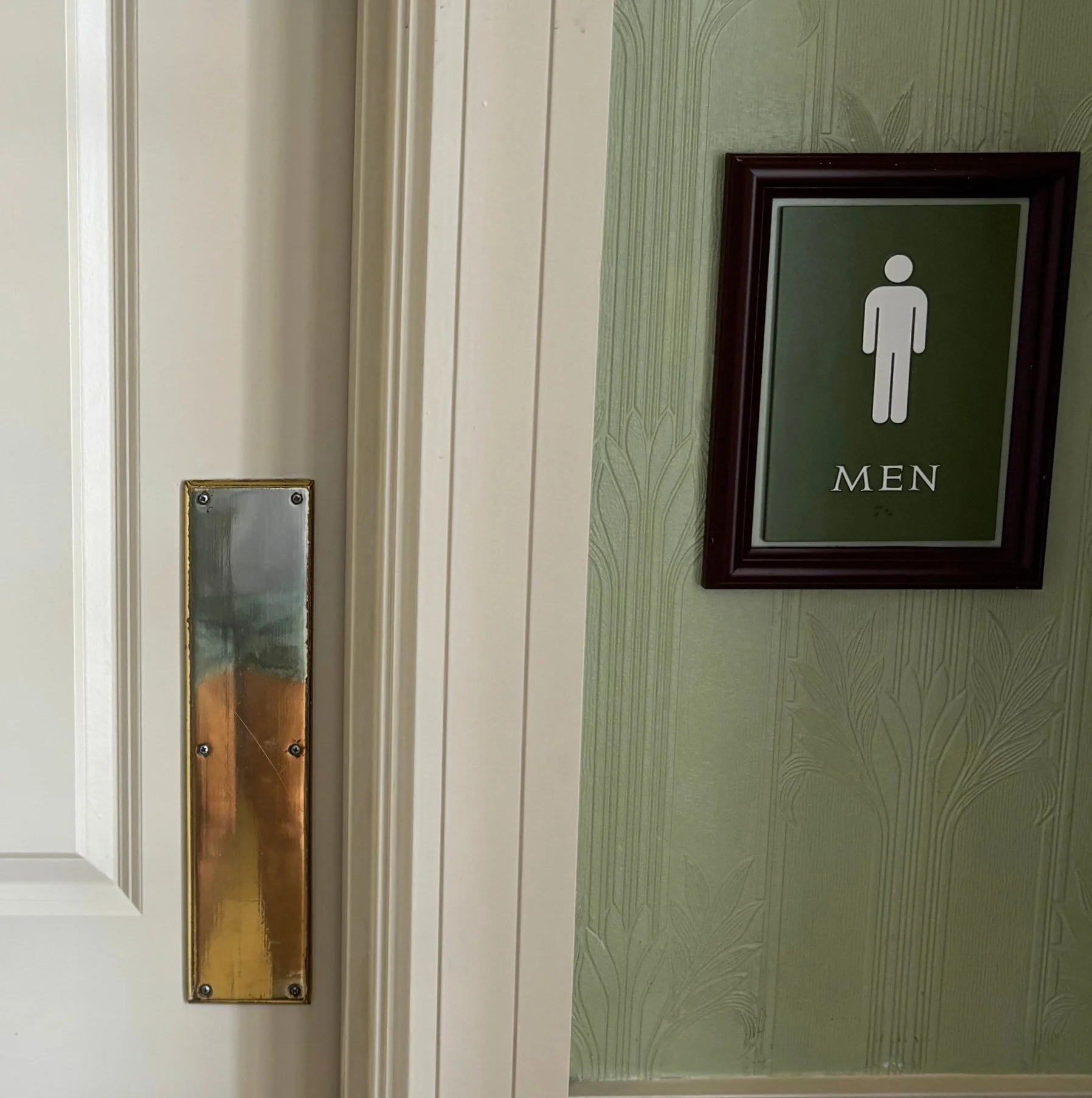gasp wide men sign.jpg