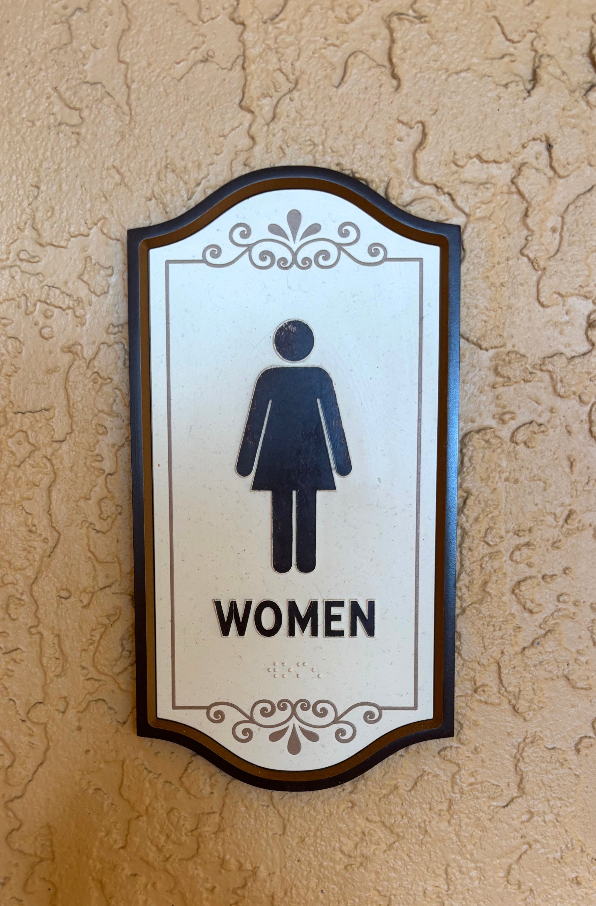skyliner hub womem sign.jpg