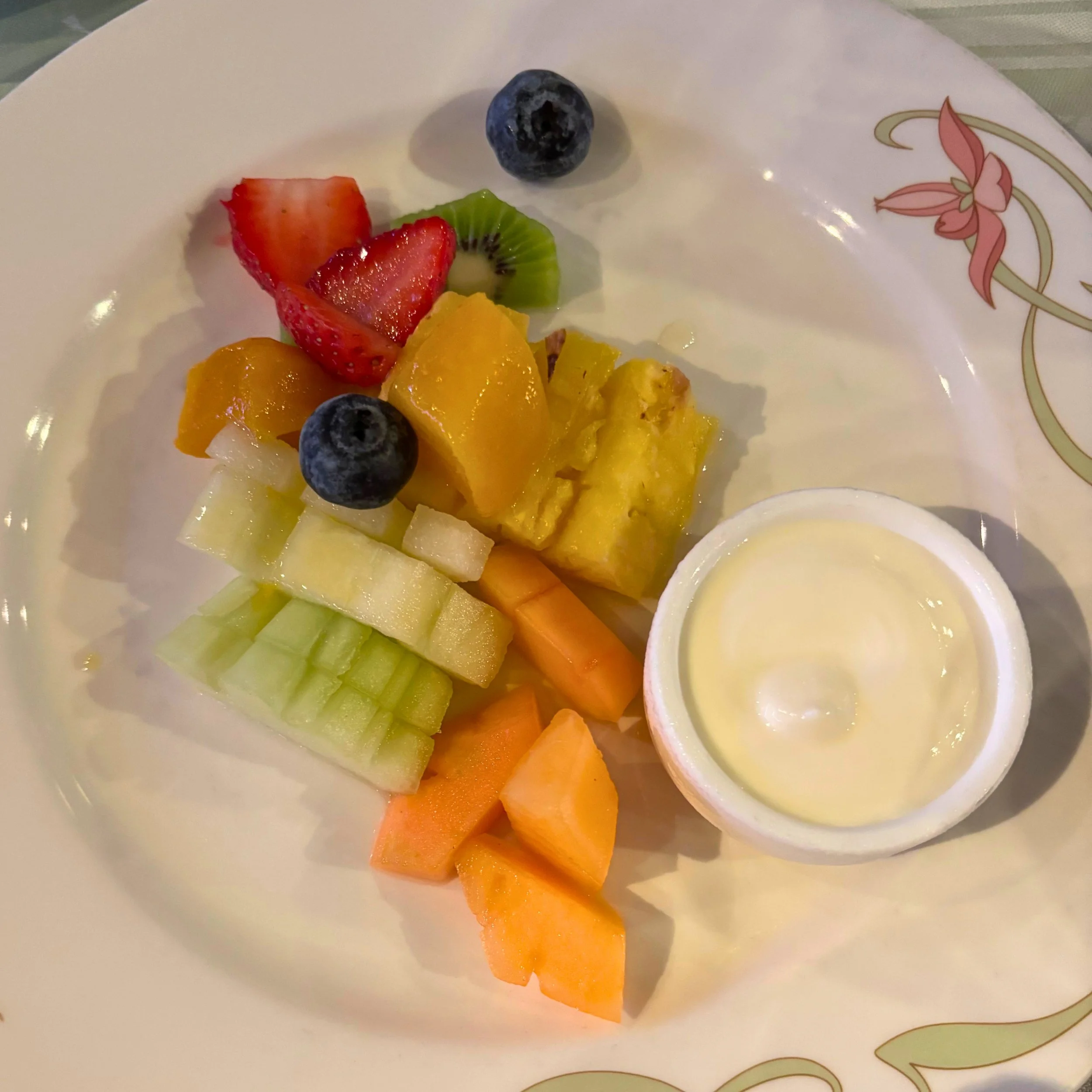 No Sugar Added: Greek Frouta Ke Yaourti