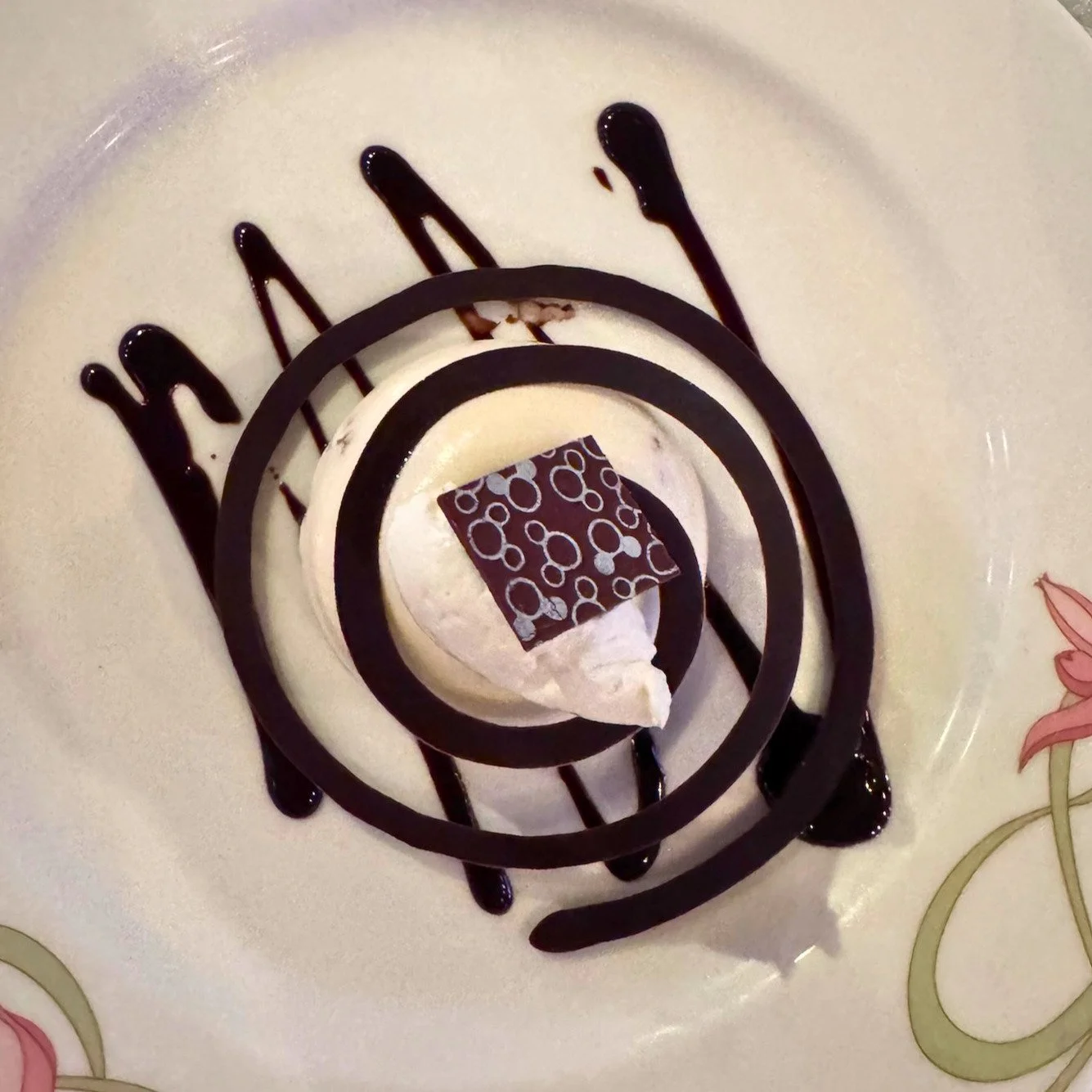 White Chocolate Floral Dome