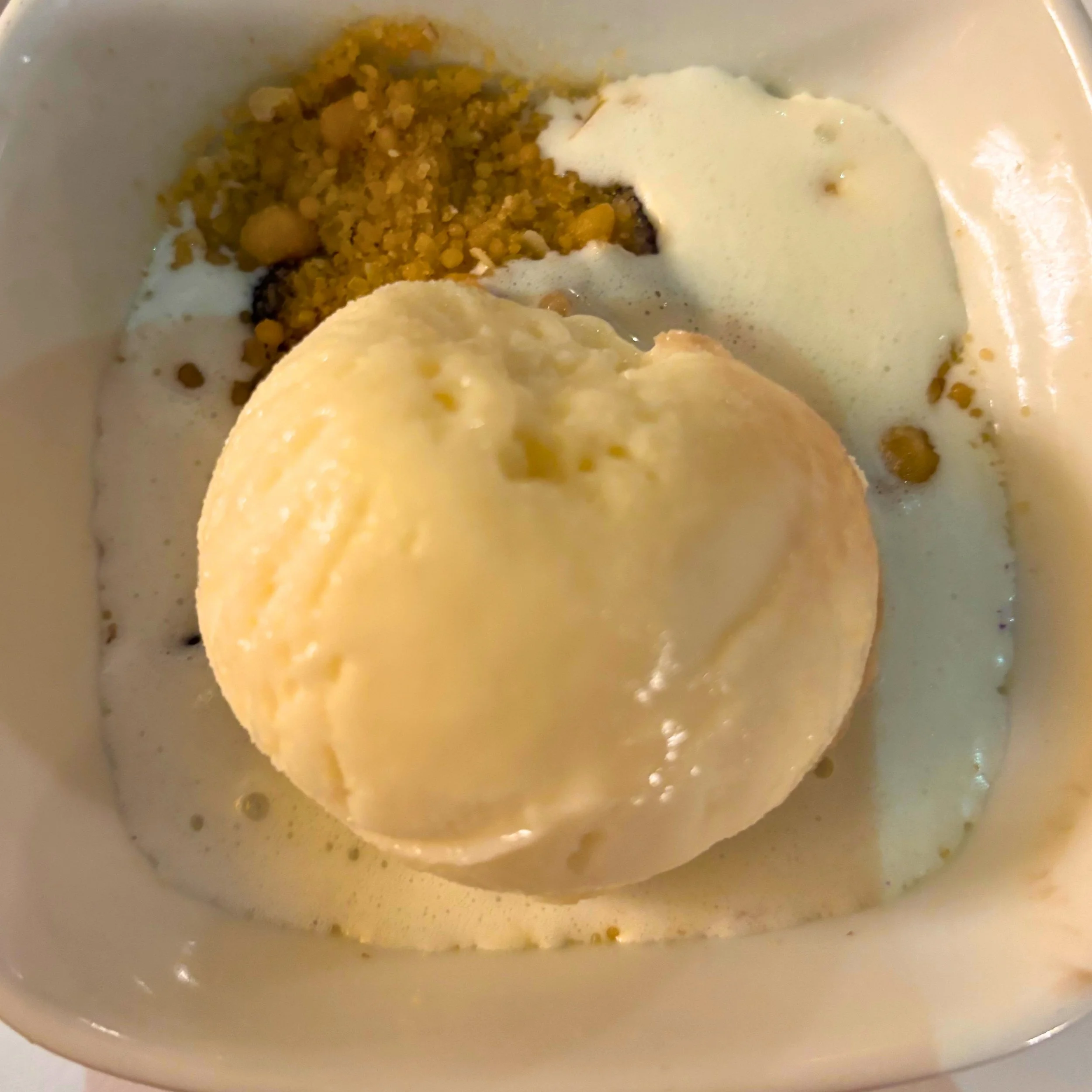 No Sugar Added: Pear and Blackberry Crumble