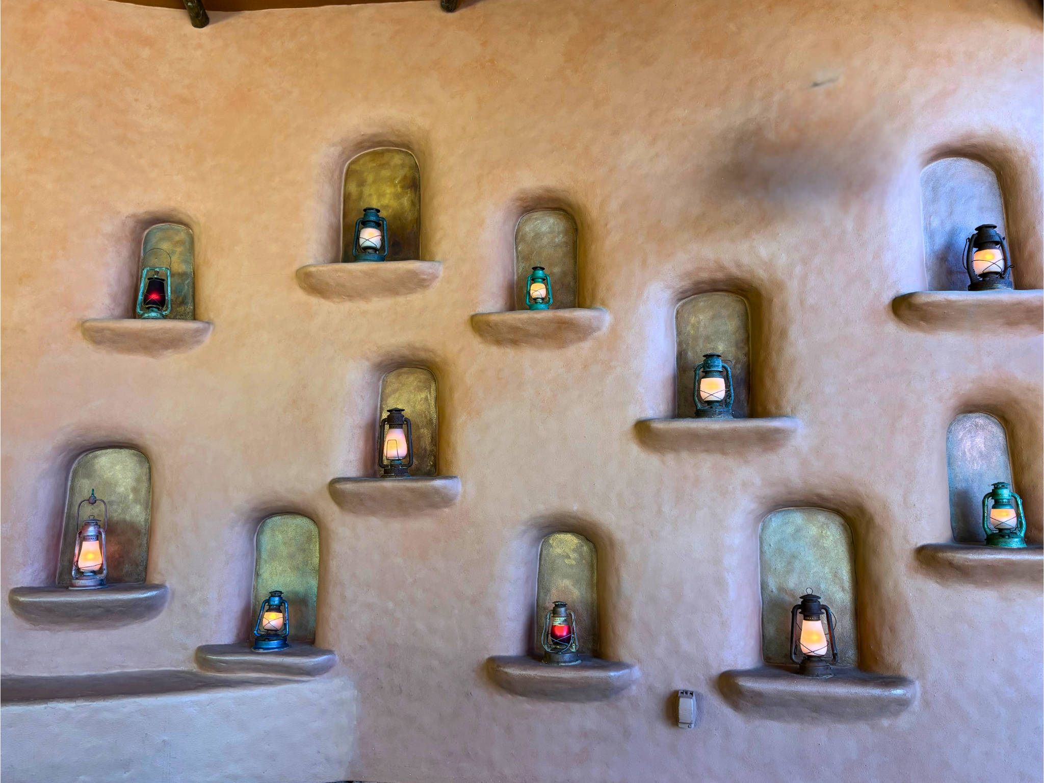 Sanaa entrance lanterns Kidani Village Animal Kingdom Lodge