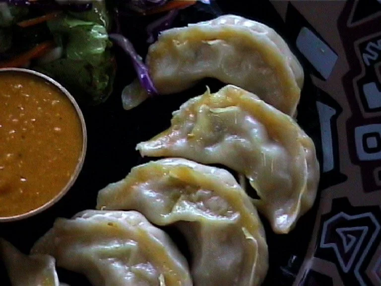 Chicken Momos, Tomato Achaar