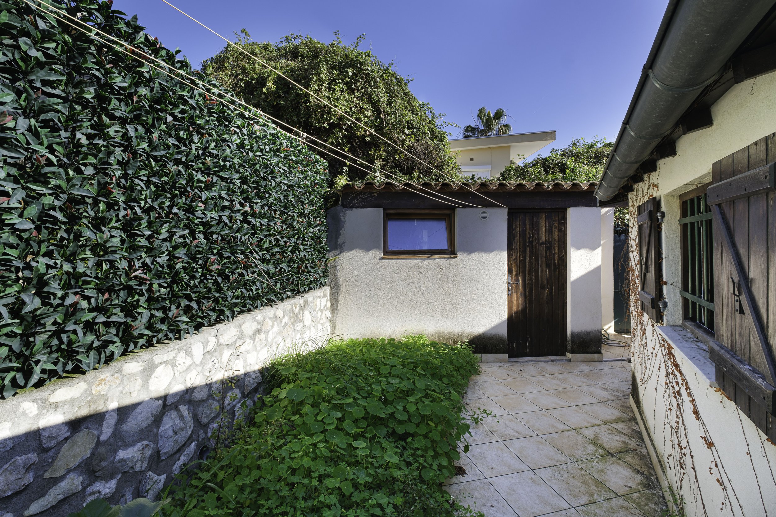 Photographie immobilière mettant en avant la luminosité et le potentiel du bien