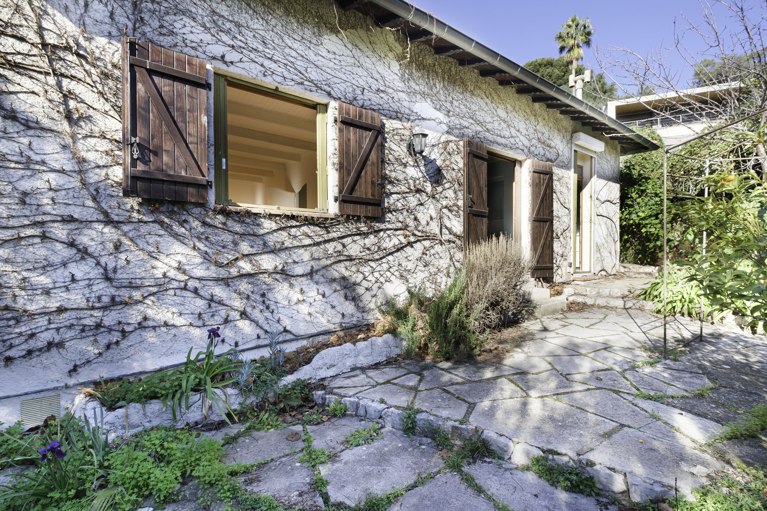 Photographie immobilière mettant en avant la luminosité et le potentiel du bien