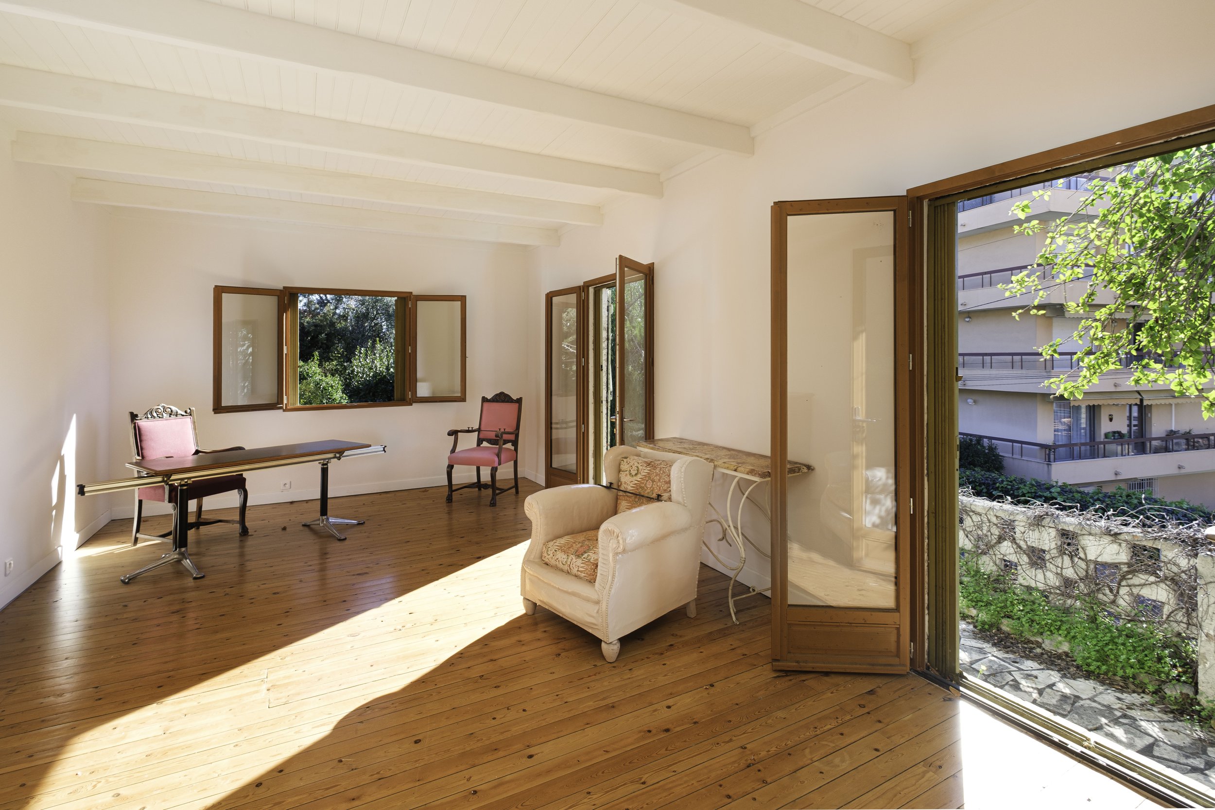 Photographie immobilière mettant en avant la luminosité et le potentiel du bien