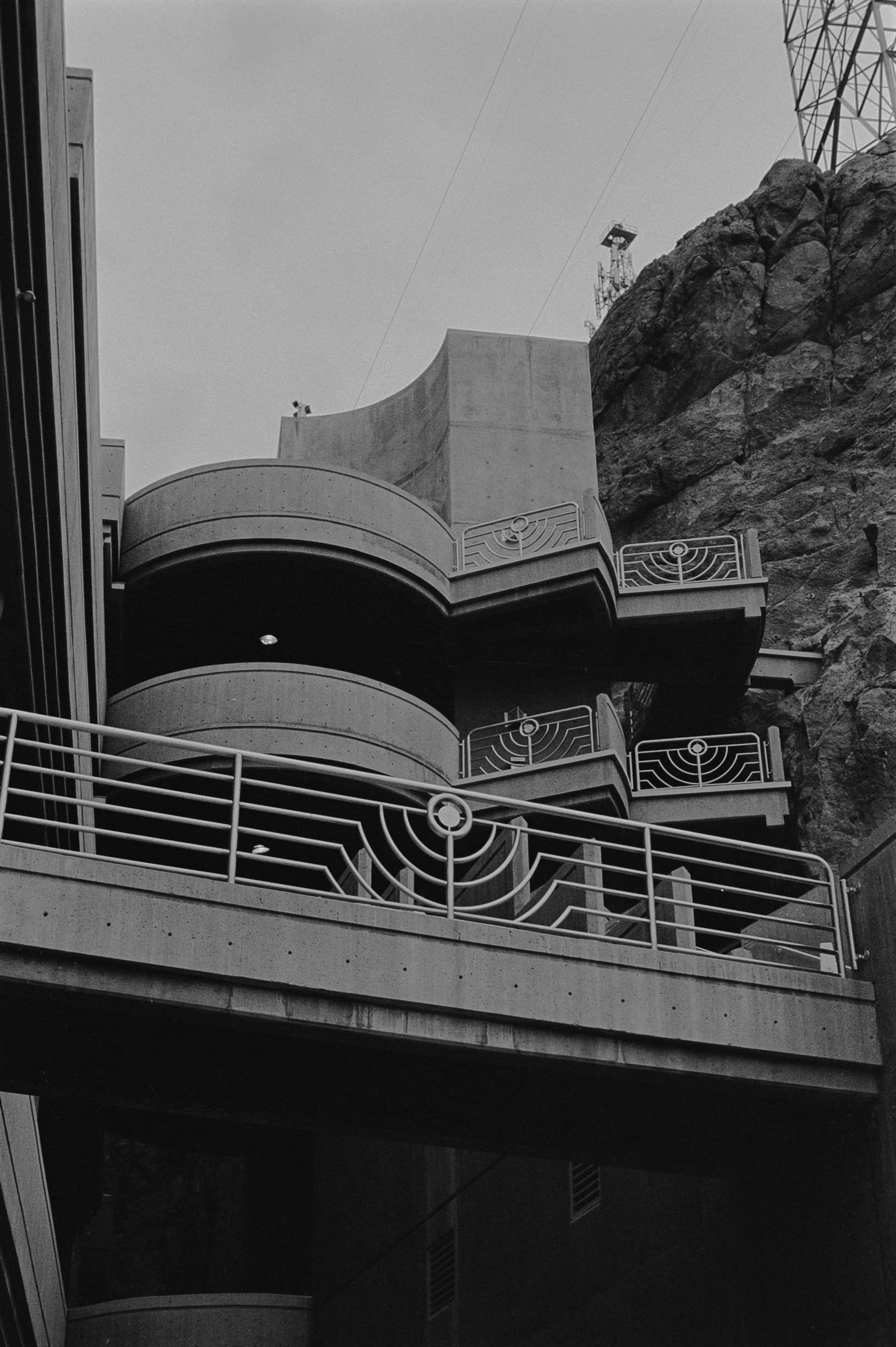 B&W_Negatives_BM_2-066.jpg