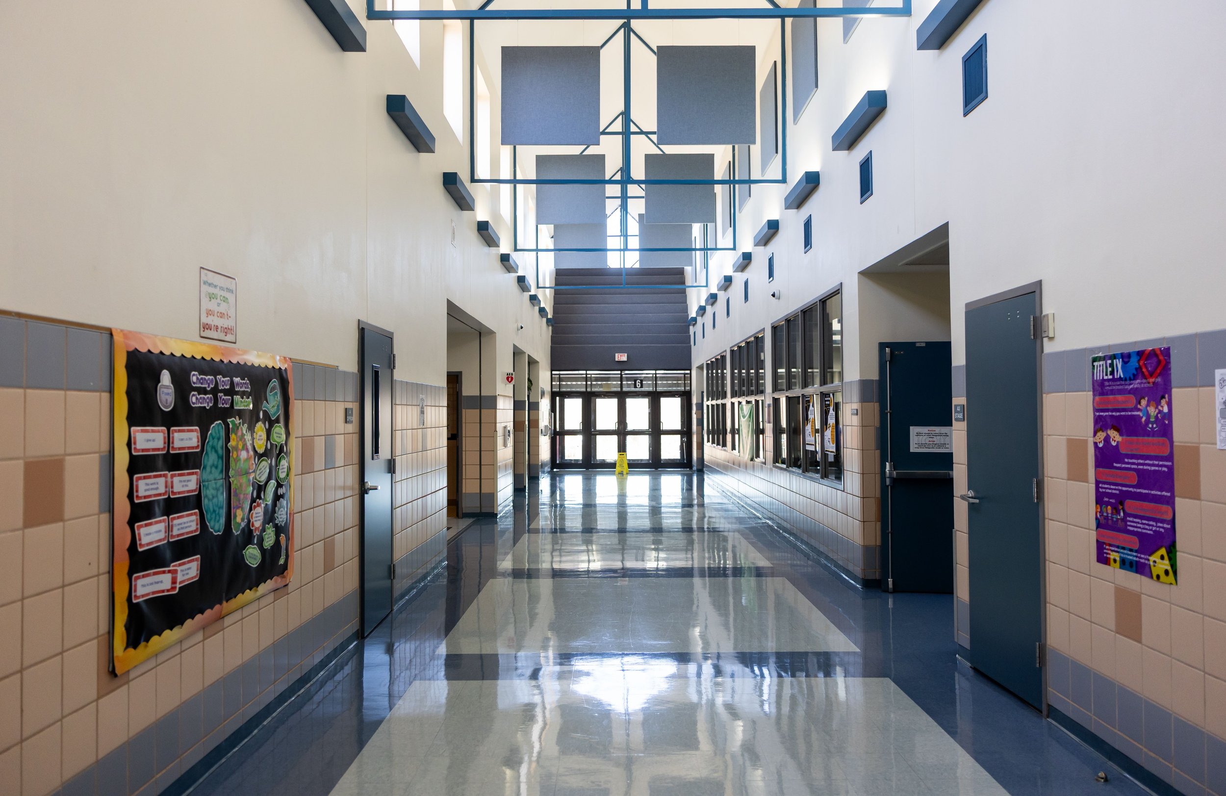 Beautiful school in a tree-lined neighborhood in Murrayhill Beaverton Oregon