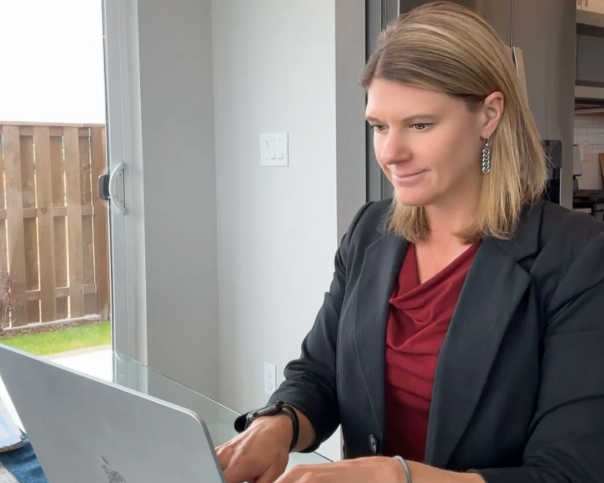 Real estate agent helping homeowners understand and use home equity in Forest Grove