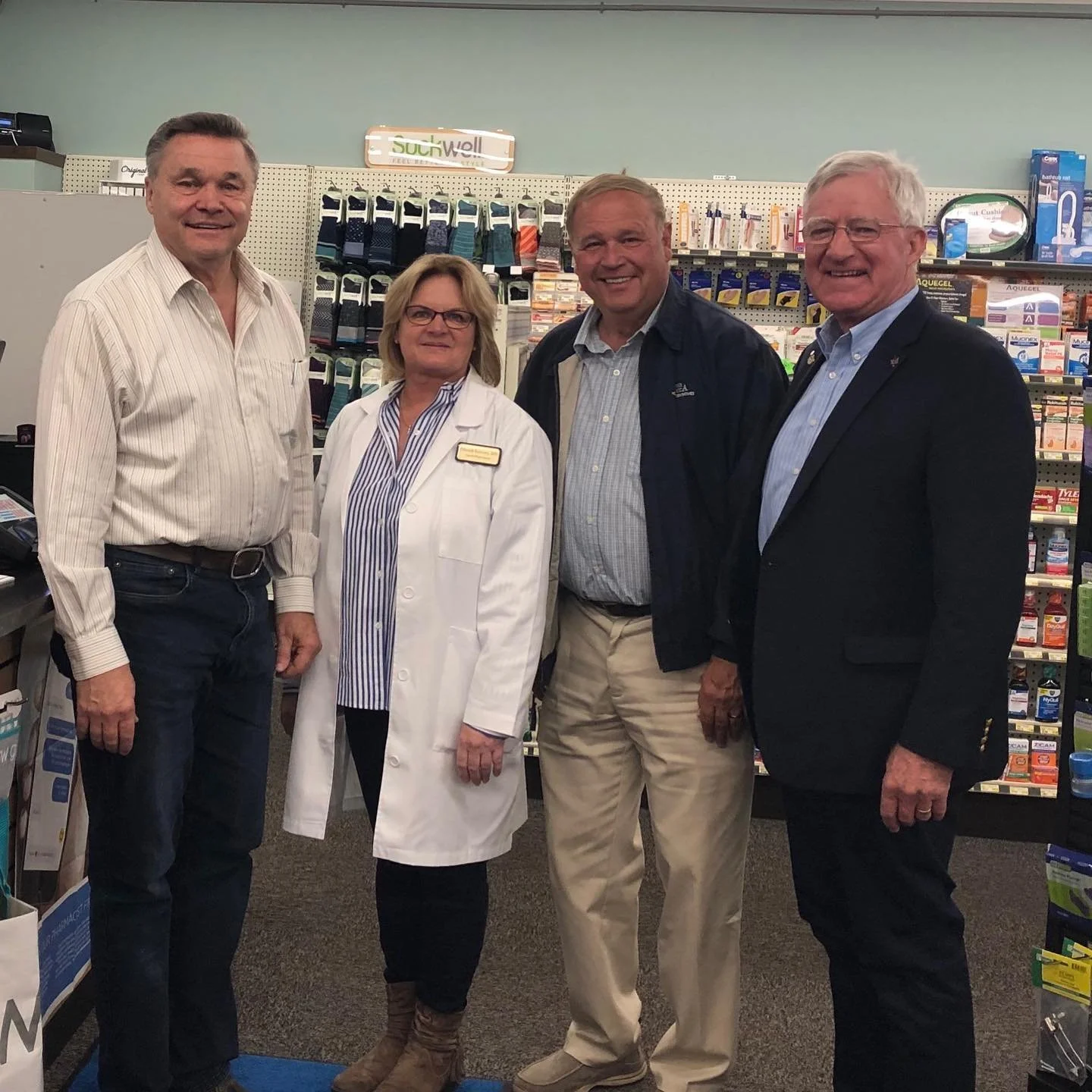 A great meeting discussing solutions to combating increasing prescription prices and what we can do to reduce them. Thanks again Representative Glenn Gruenhagen, Senator Bruce Anderson and Representative Dean Urdahl.