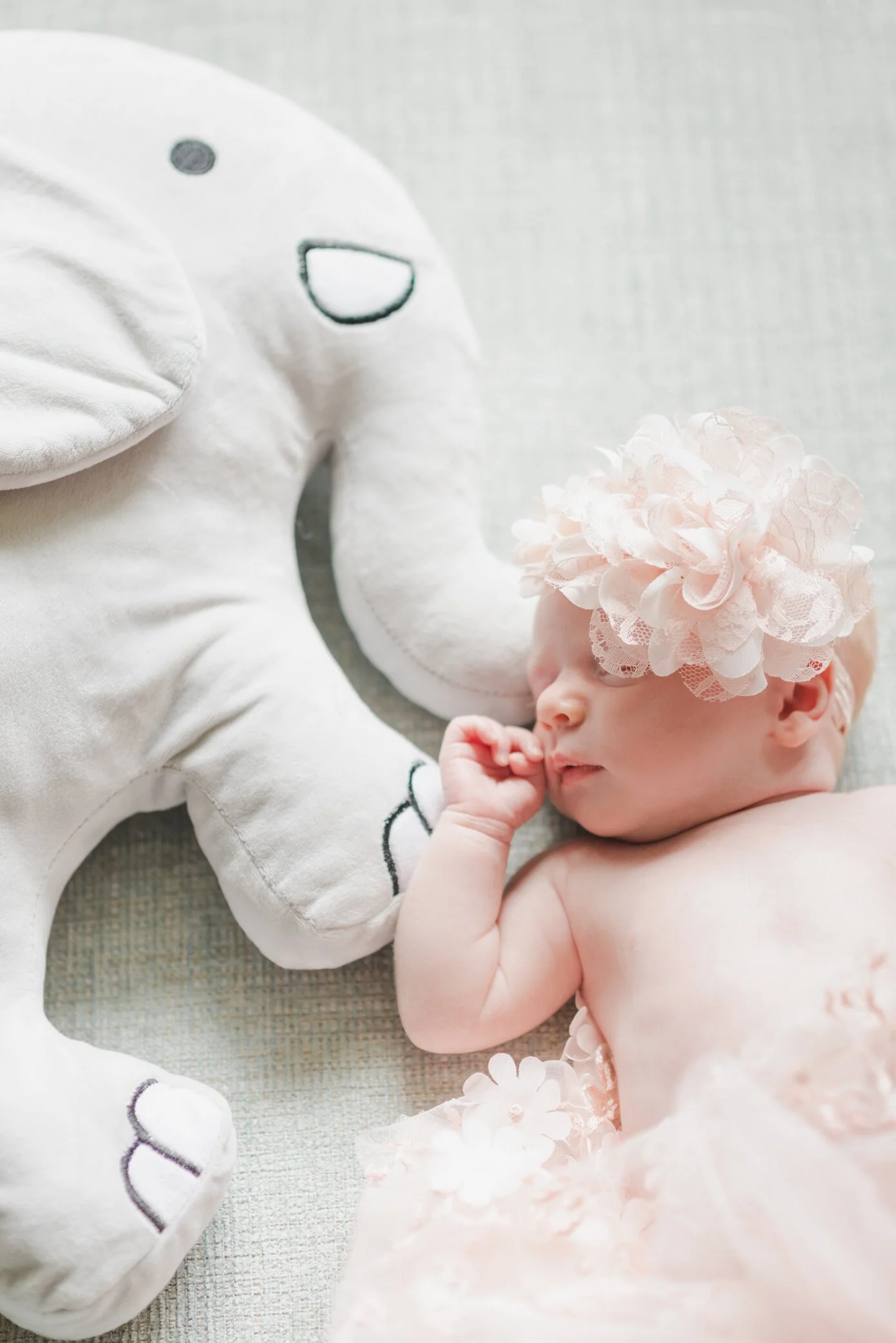 Family: Baby H's Cozy At-Home Newborn Session