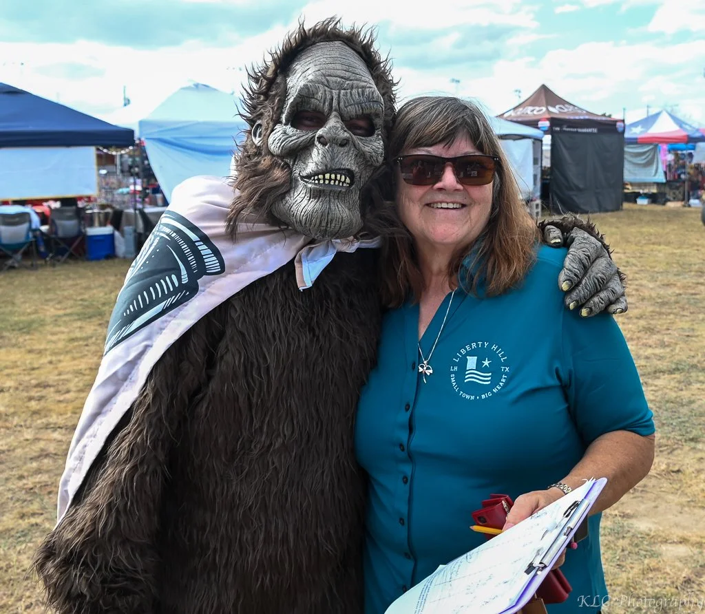 big-foot-and-diane.jpg