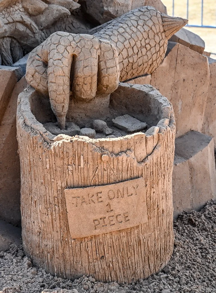 lh-sculpture.jpg