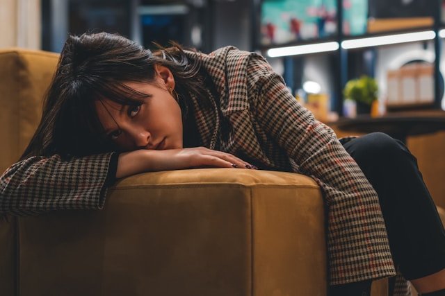 Why Your Human Design Strategy of Waiting Often Feels Like a Struggle (A Nervous System Perspective)