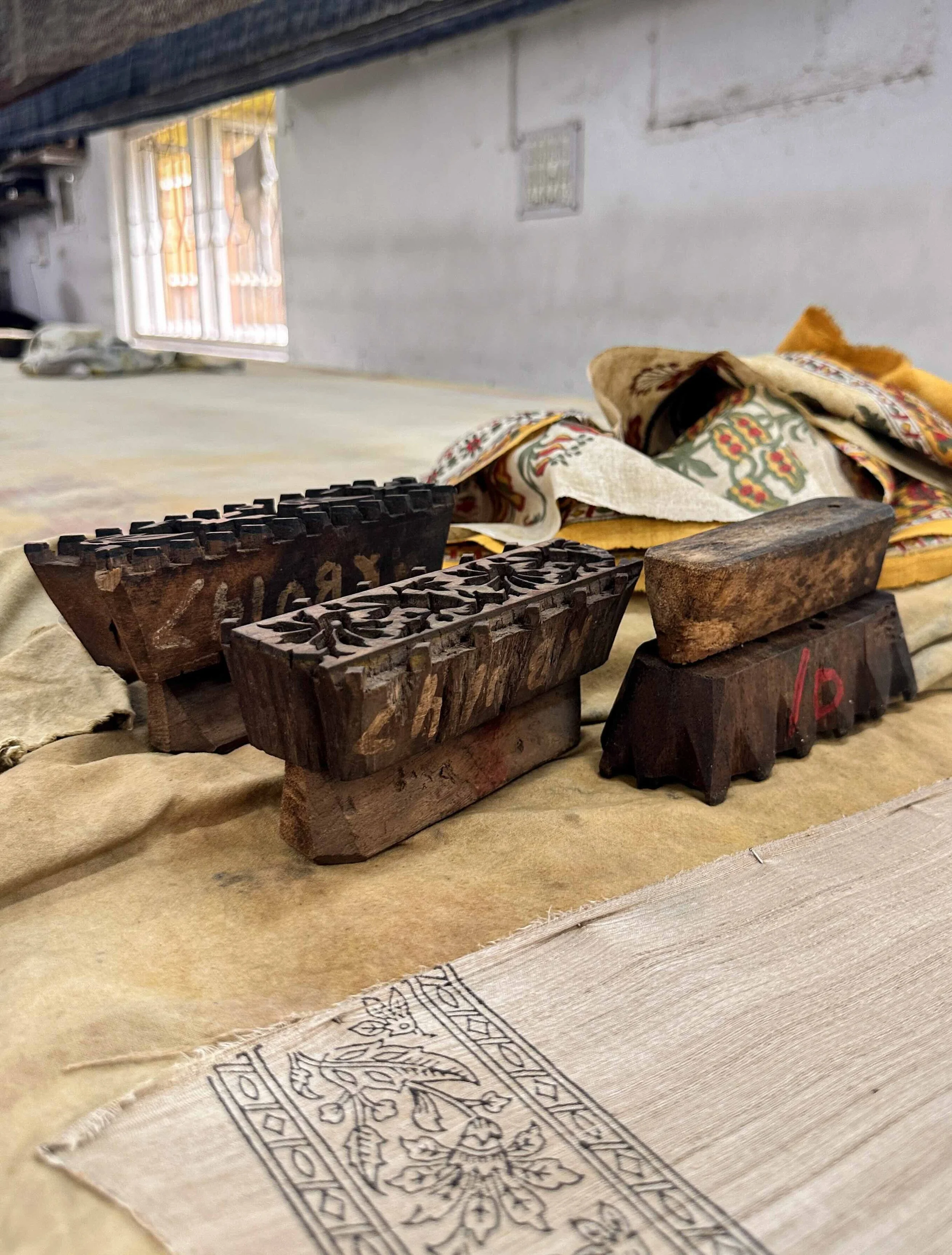 Guests learning kantha embroidery at Sunder Rang workshop, Chandelao, Rajasthan — India with Bernadette