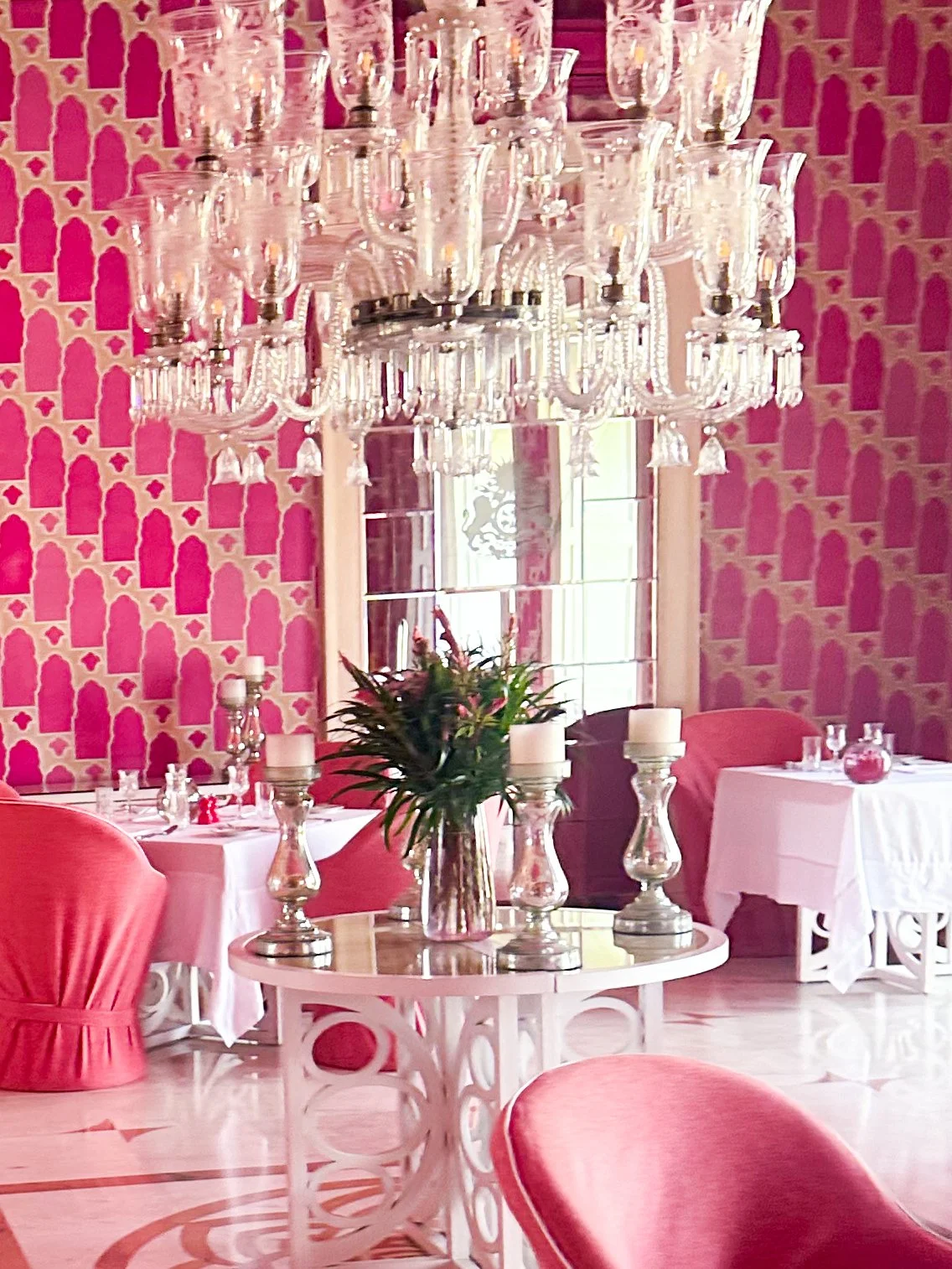 Crystal chandeliers at 51 Shades of Pink restaurant, Rajmahal Palace, Jaipur- India with Bernadette