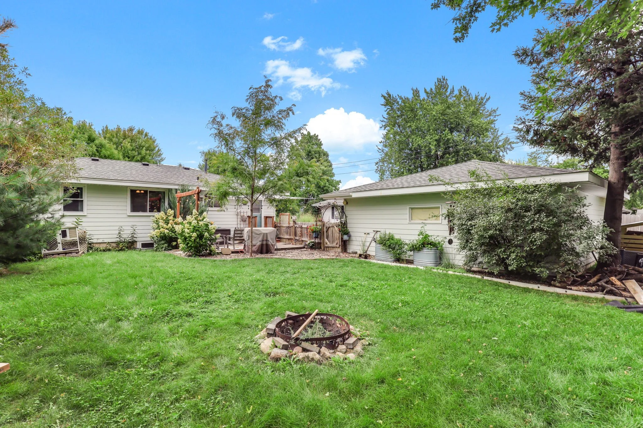 26-web-or-mls-8502-Upper-206th-St-W-26.jpg