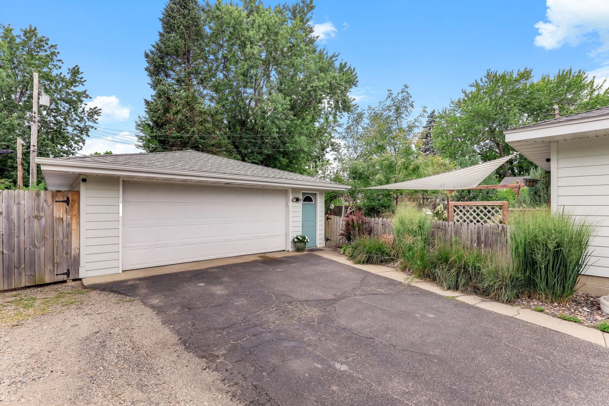 25-web-or-mls-8502-Upper-206th-St-W-25.jpg