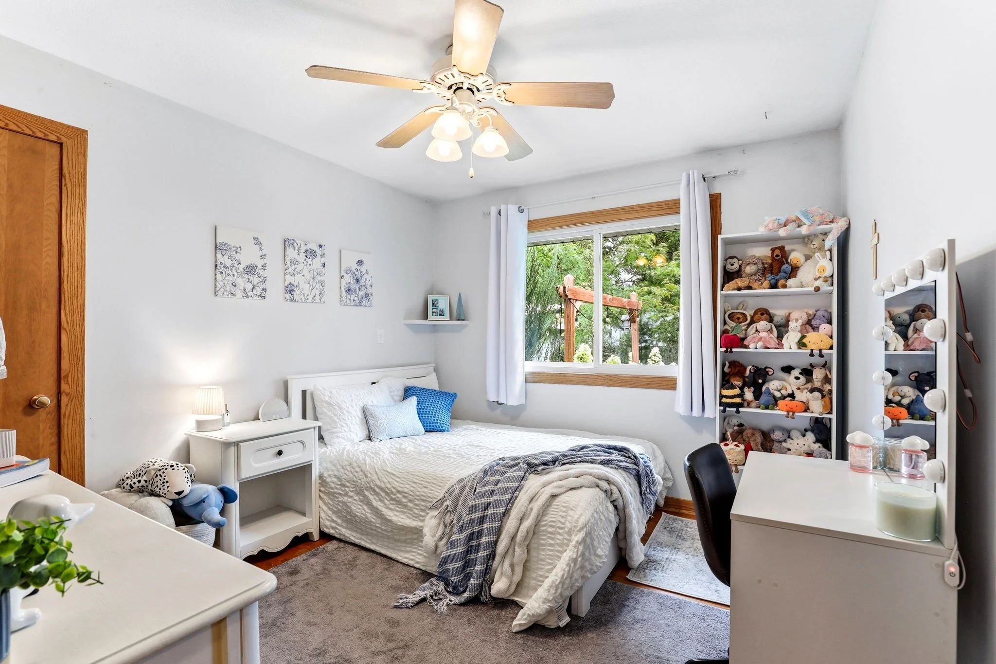 15-web-or-mls-8502-Upper-206th-St-W-15.jpg
