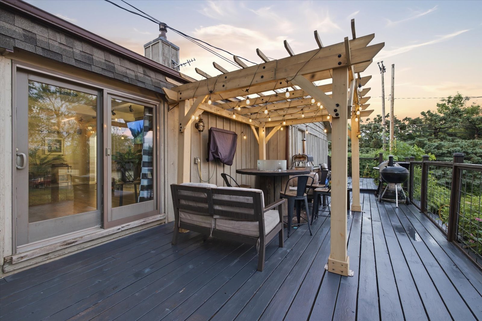 04-Deck.jpg