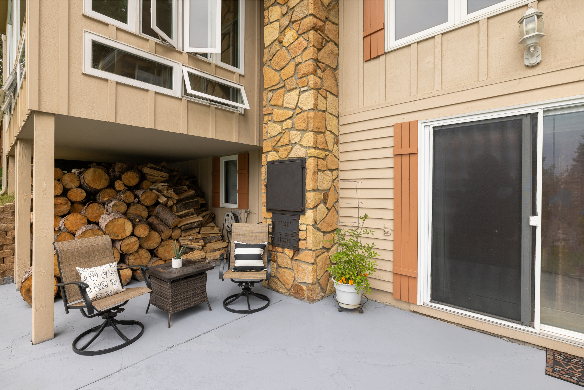 Navigating Today’s Real Estate Market: Insights for Minnesota Buyers and Sellers