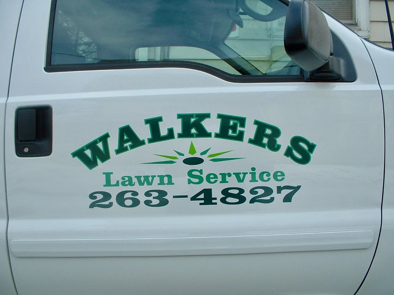 Vehicle-Graphics-Lettering - 1.jpeg