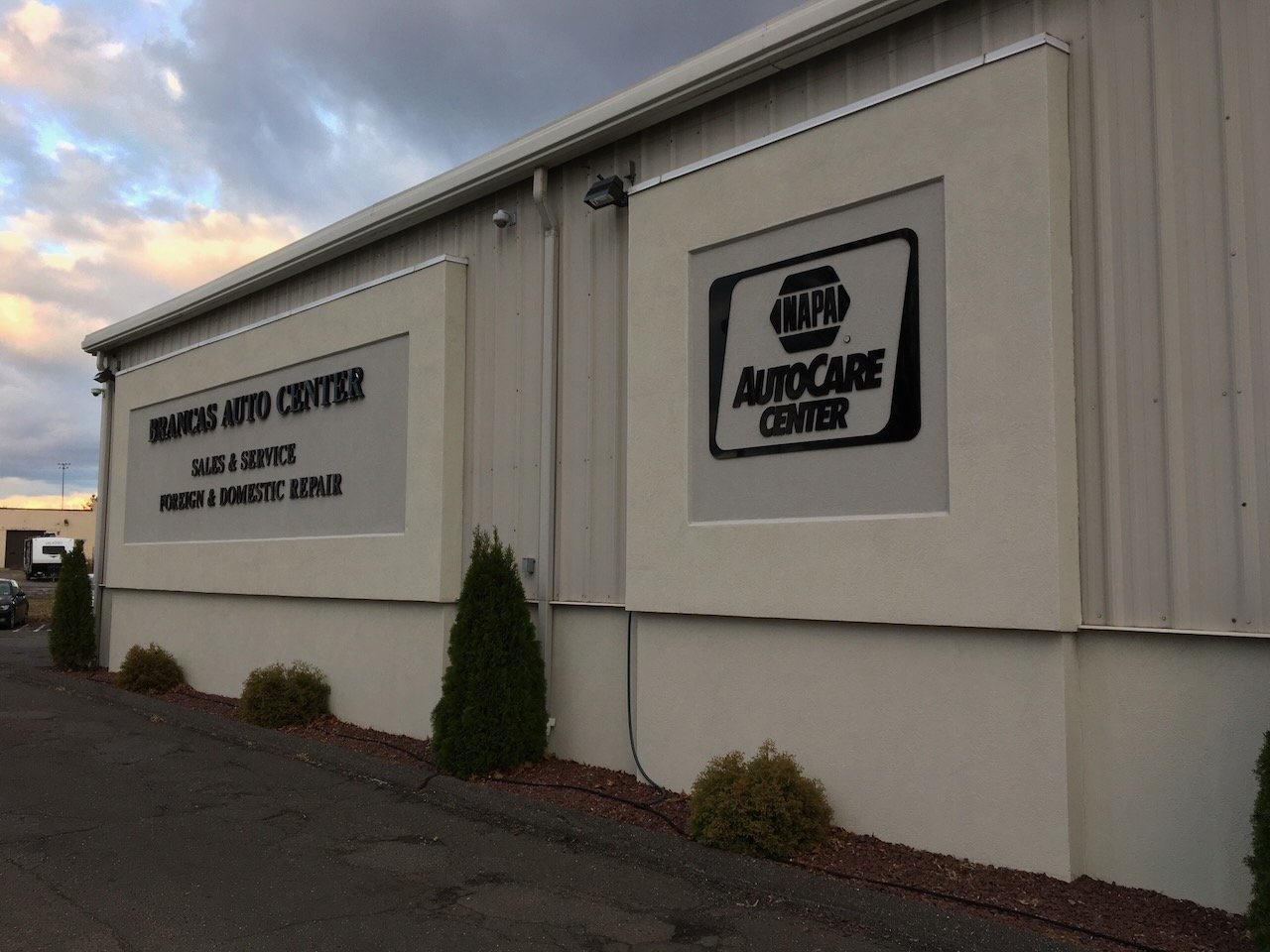 Connecticut-AutoCare-Signs - 1.jpeg