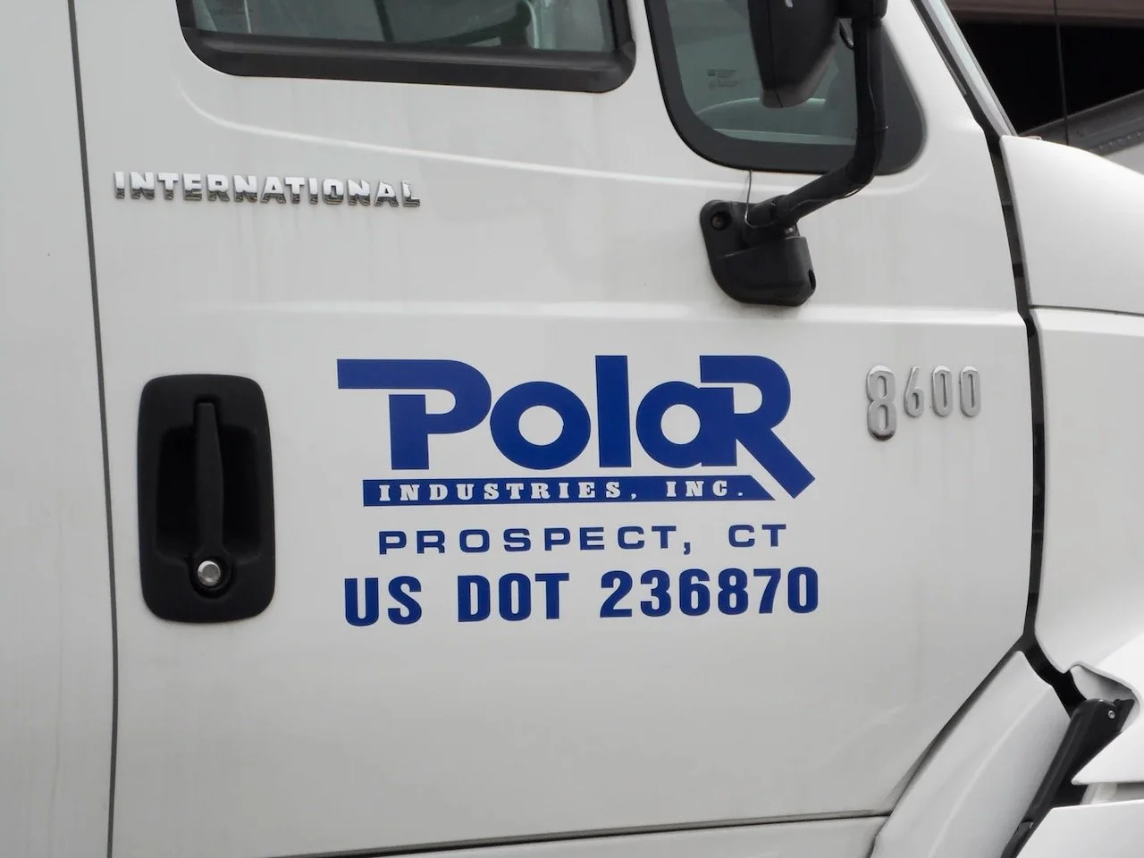 Vehicle-Graphics-Lettering - 48.jpeg