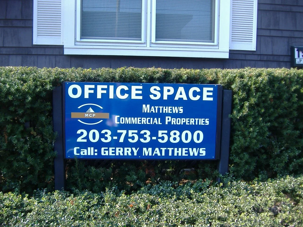 Office-Space-Available-Sign-Property-Management - 1.jpeg