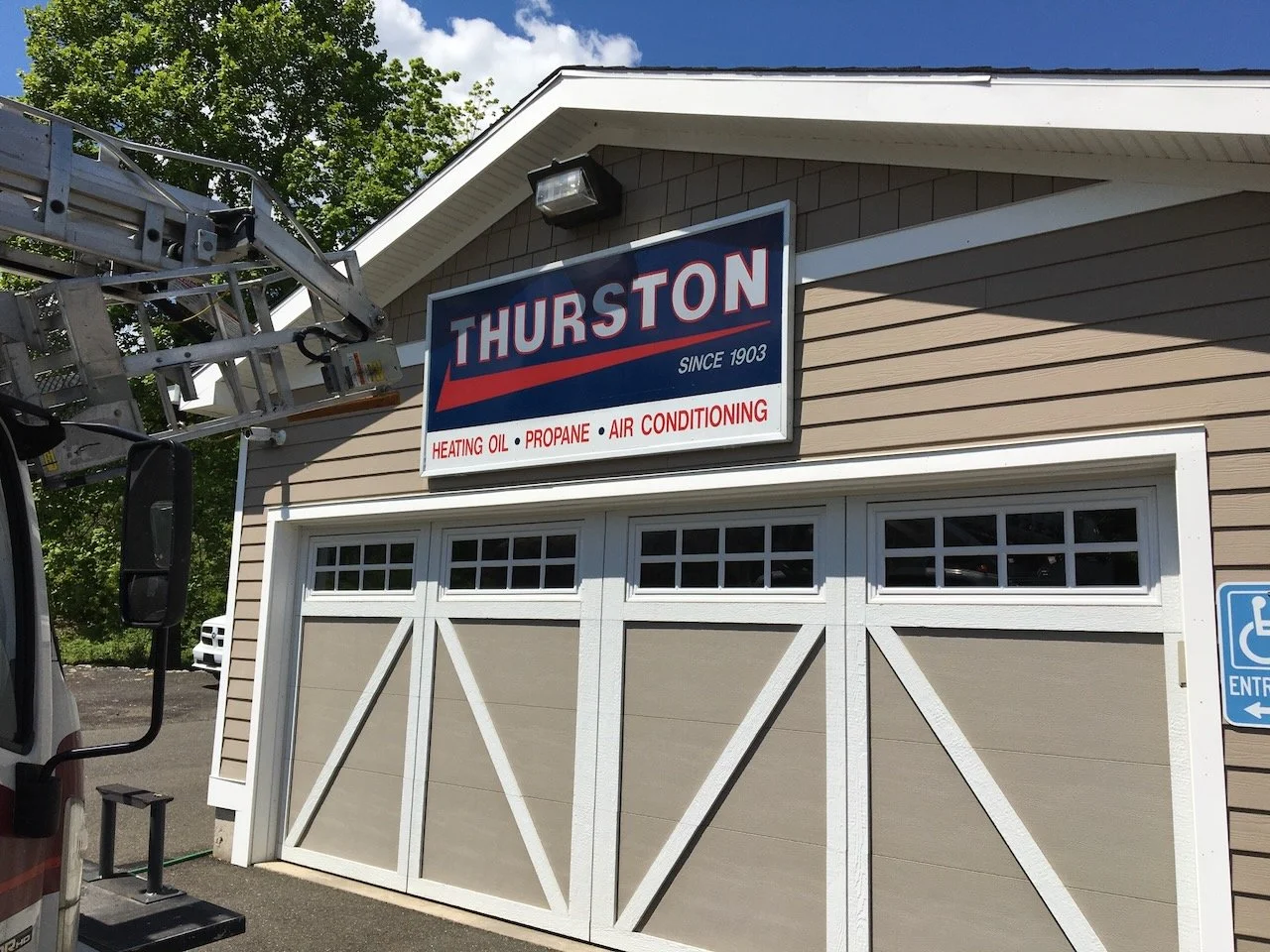 Connecticut-Thurston-Signs - 3.jpeg