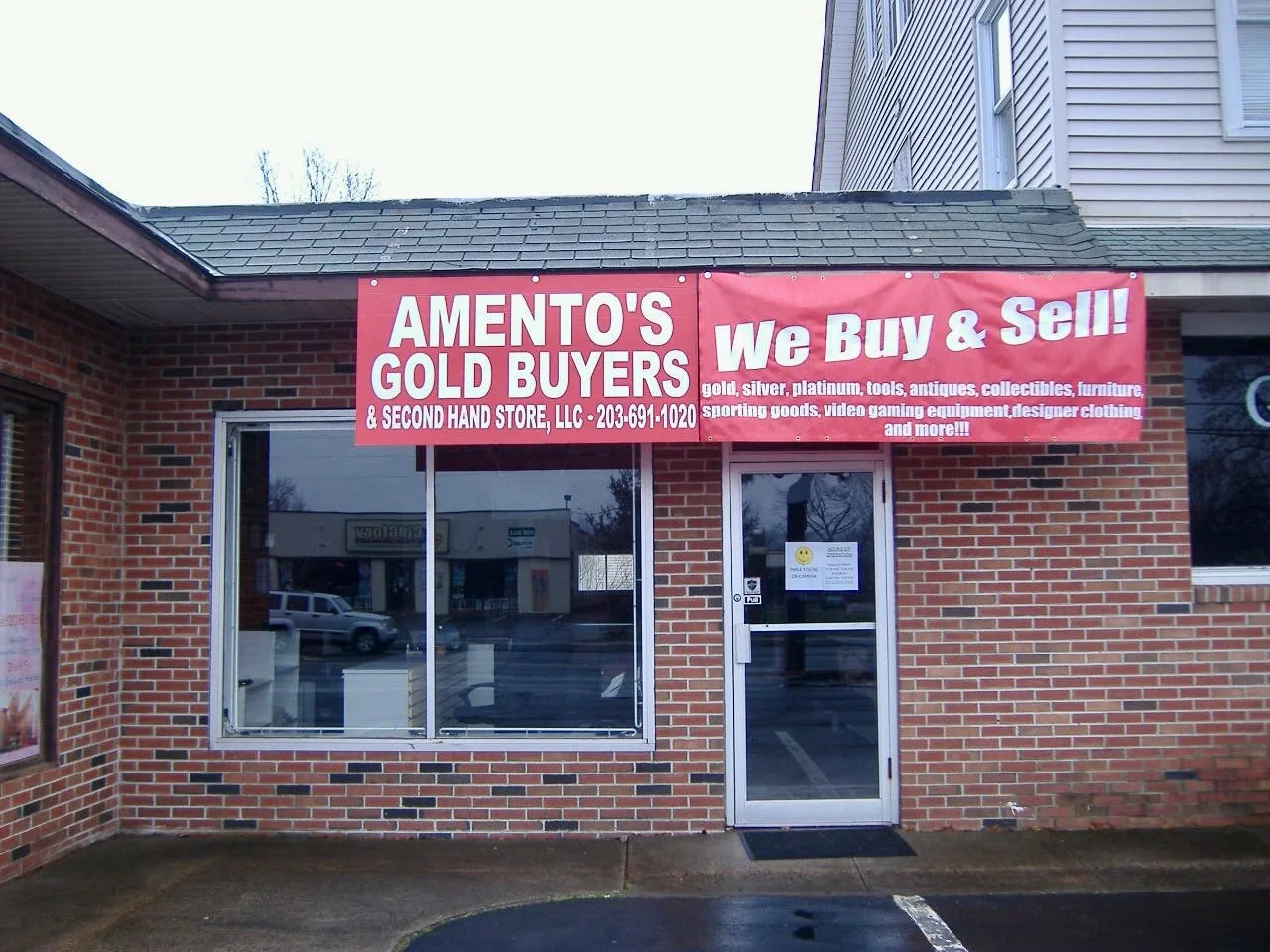 Buy-And-Sell-Banner-Signs - 1.jpeg