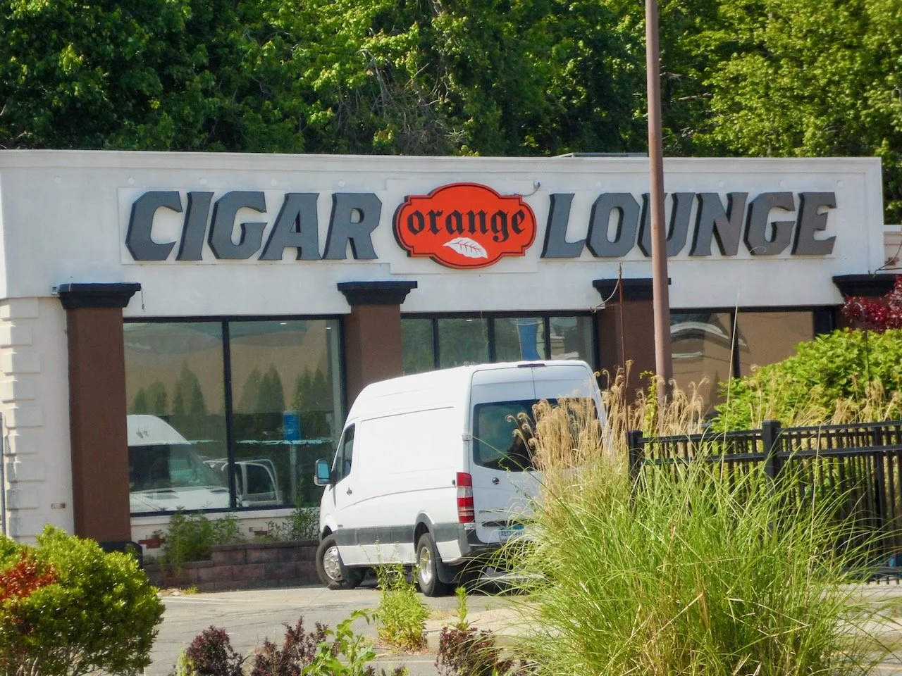 Connecticut-Cigar-Lounge-Signs - 1.jpeg